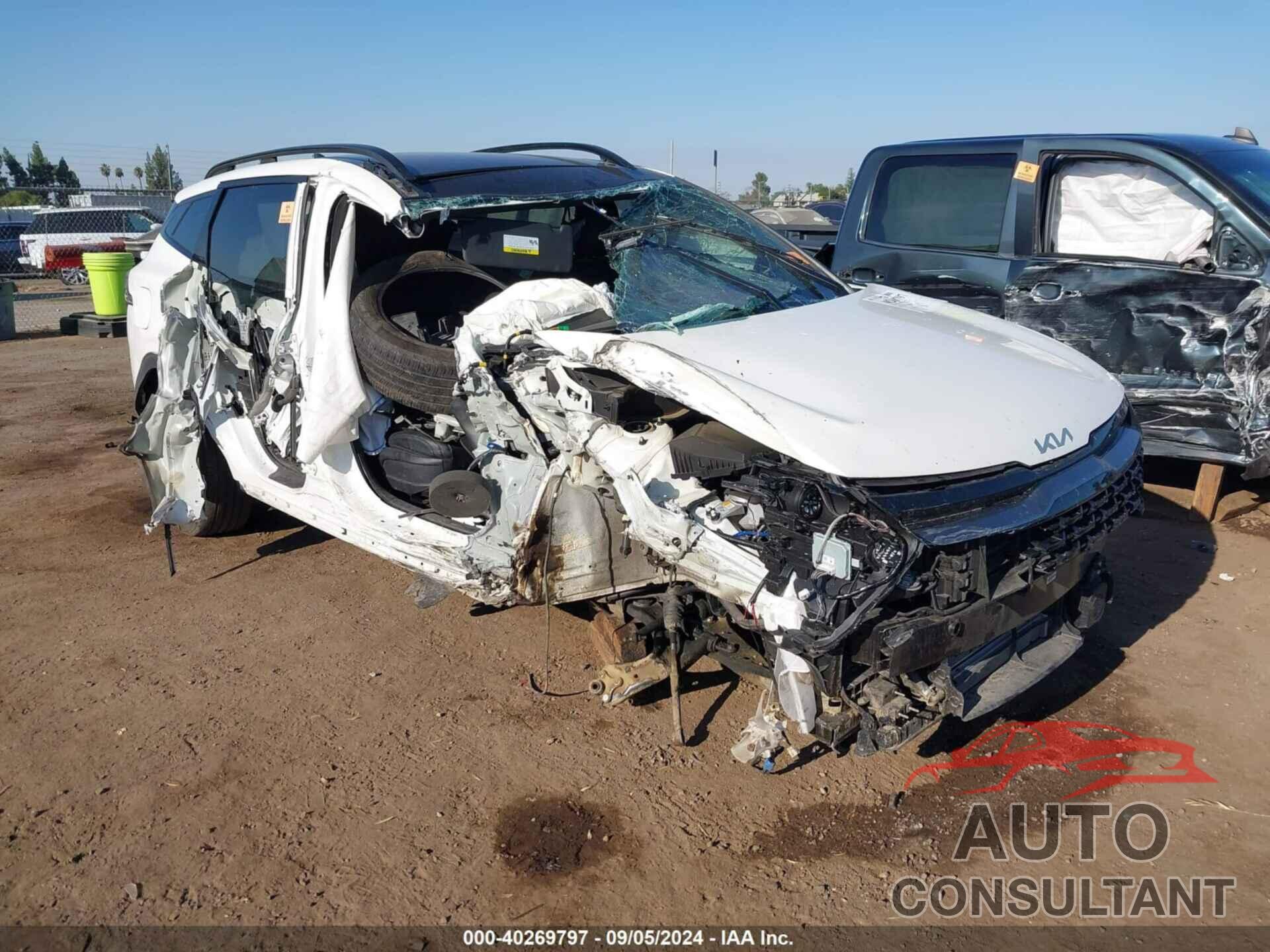 KIA SPORTAGE PLUG-IN HYBRID 2023 - KNDPYDAH0P7086060