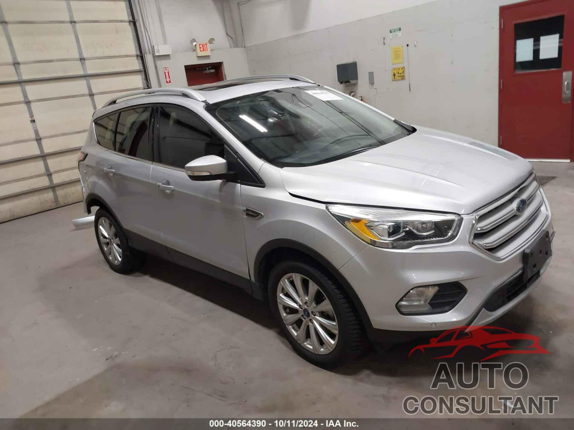 FORD ESCAPE 2018 - 1FMCU9J99JUB43618