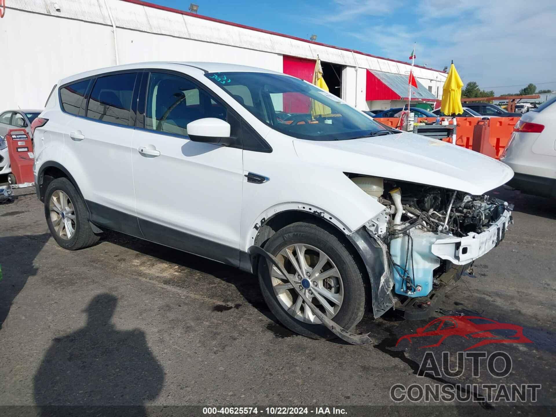 FORD ESCAPE 2019 - 1FMCU0GD6KUB82014