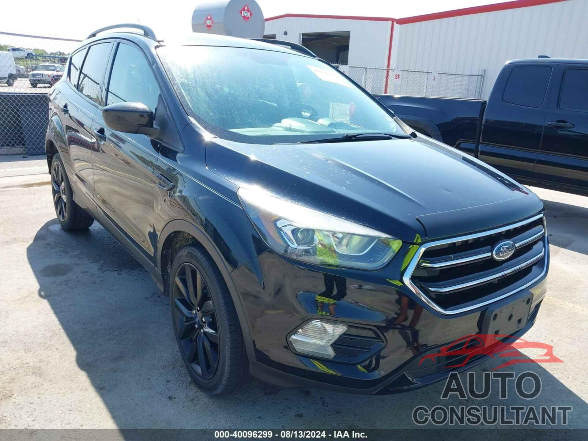 FORD ESCAPE 2018 - 1FMCU0GD3JUB97553