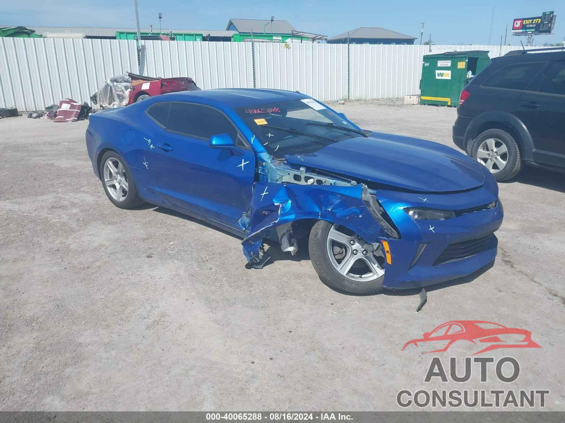 CHEVROLET CAMARO 2018 - 1G1FB1RX2J0182952