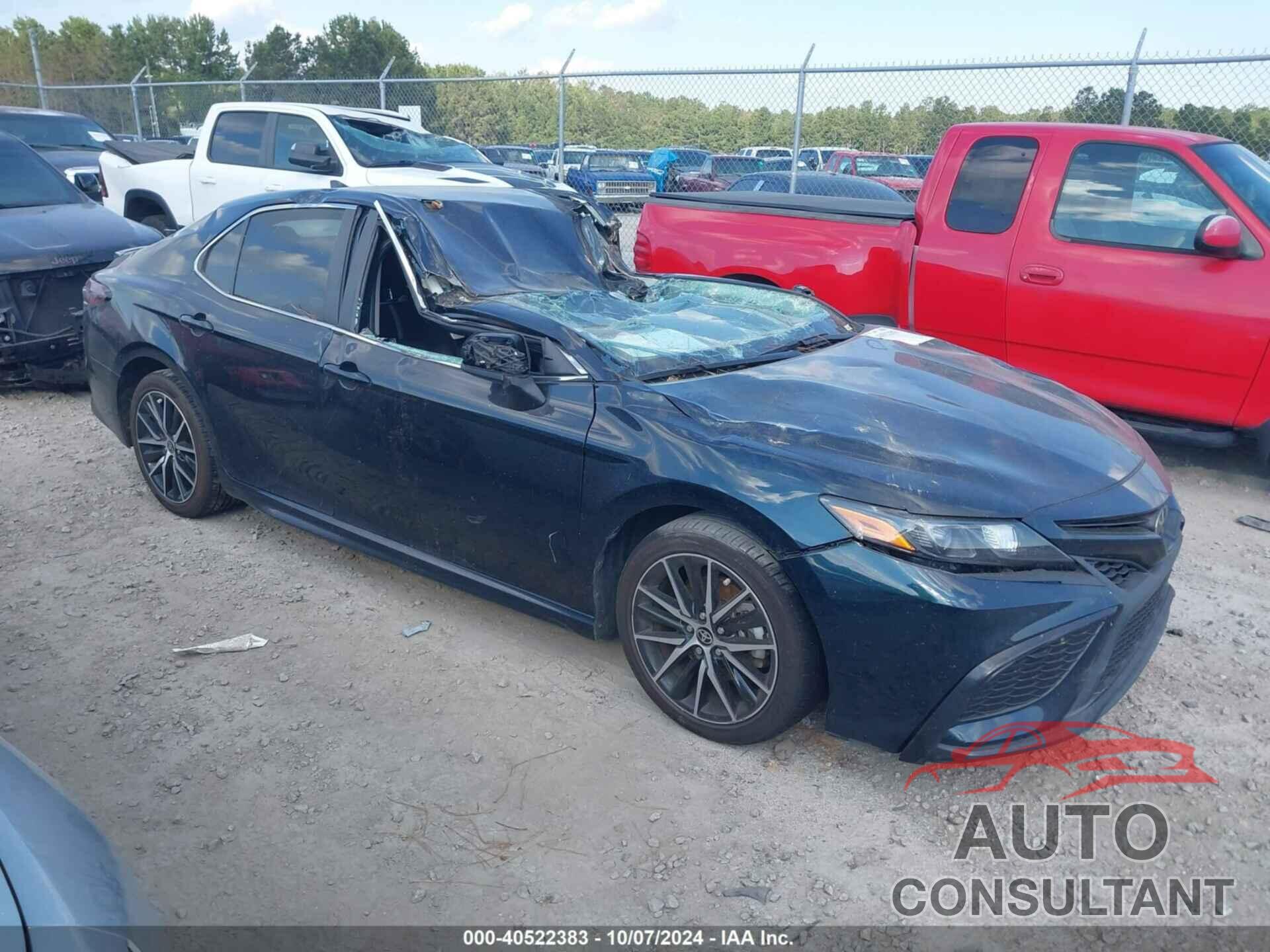 TOYOTA CAMRY 2021 - 4T1G11AK8MU465329