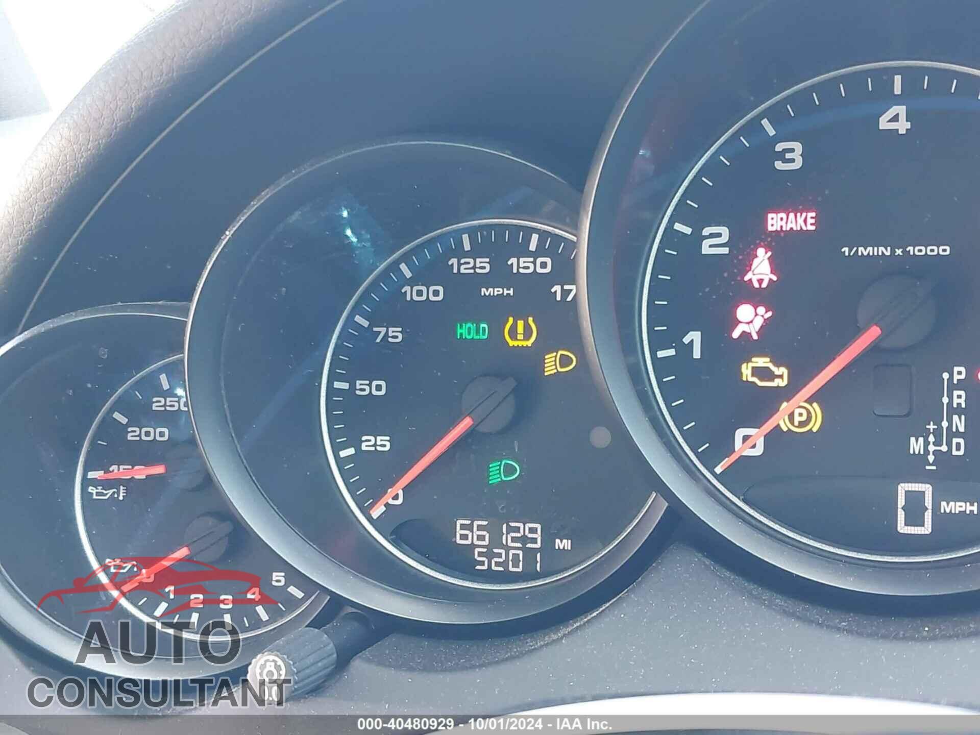 PORSCHE CAYENNE 2018 - WP1AA2A2XJKA04400