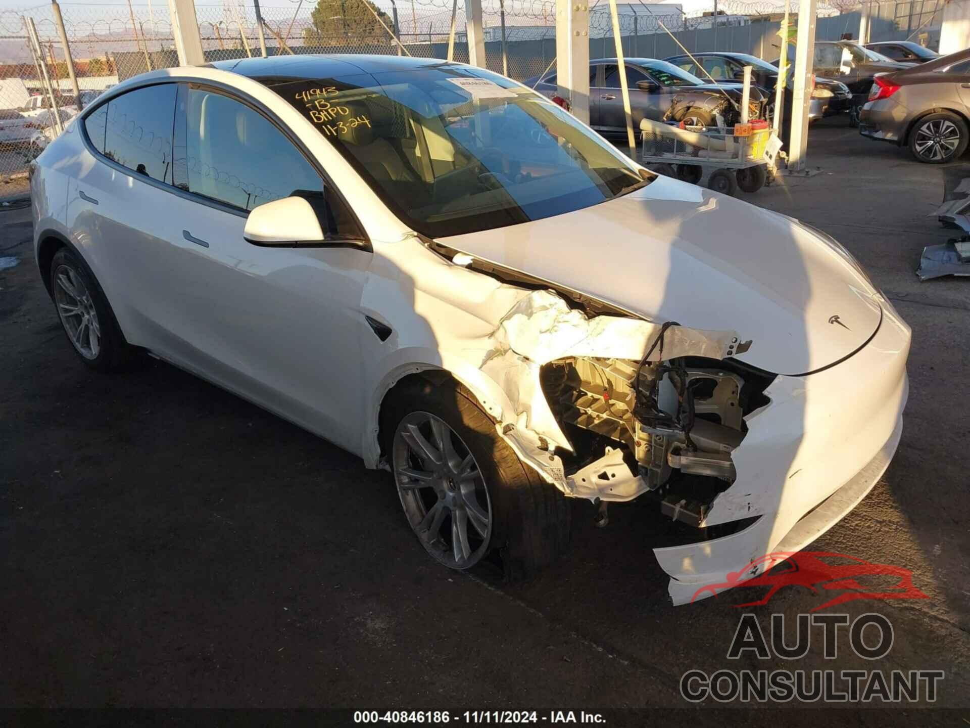 TESLA MODEL Y 2023 - 7SAYGDEE3PA124530