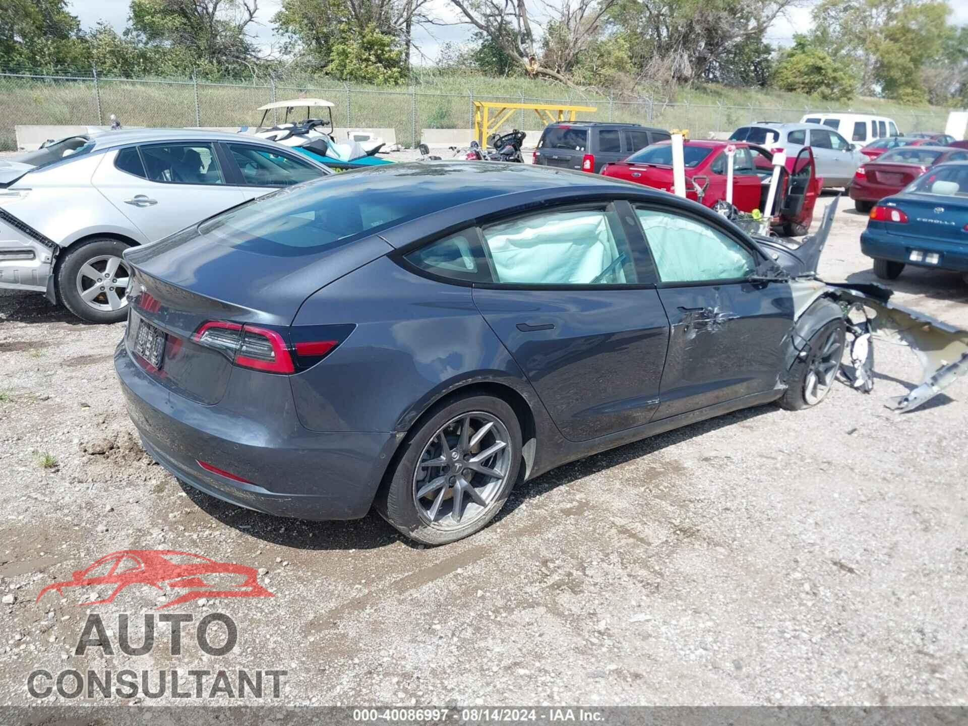 TESLA MODEL 3 2022 - 5YJ3E1EA9NF188774