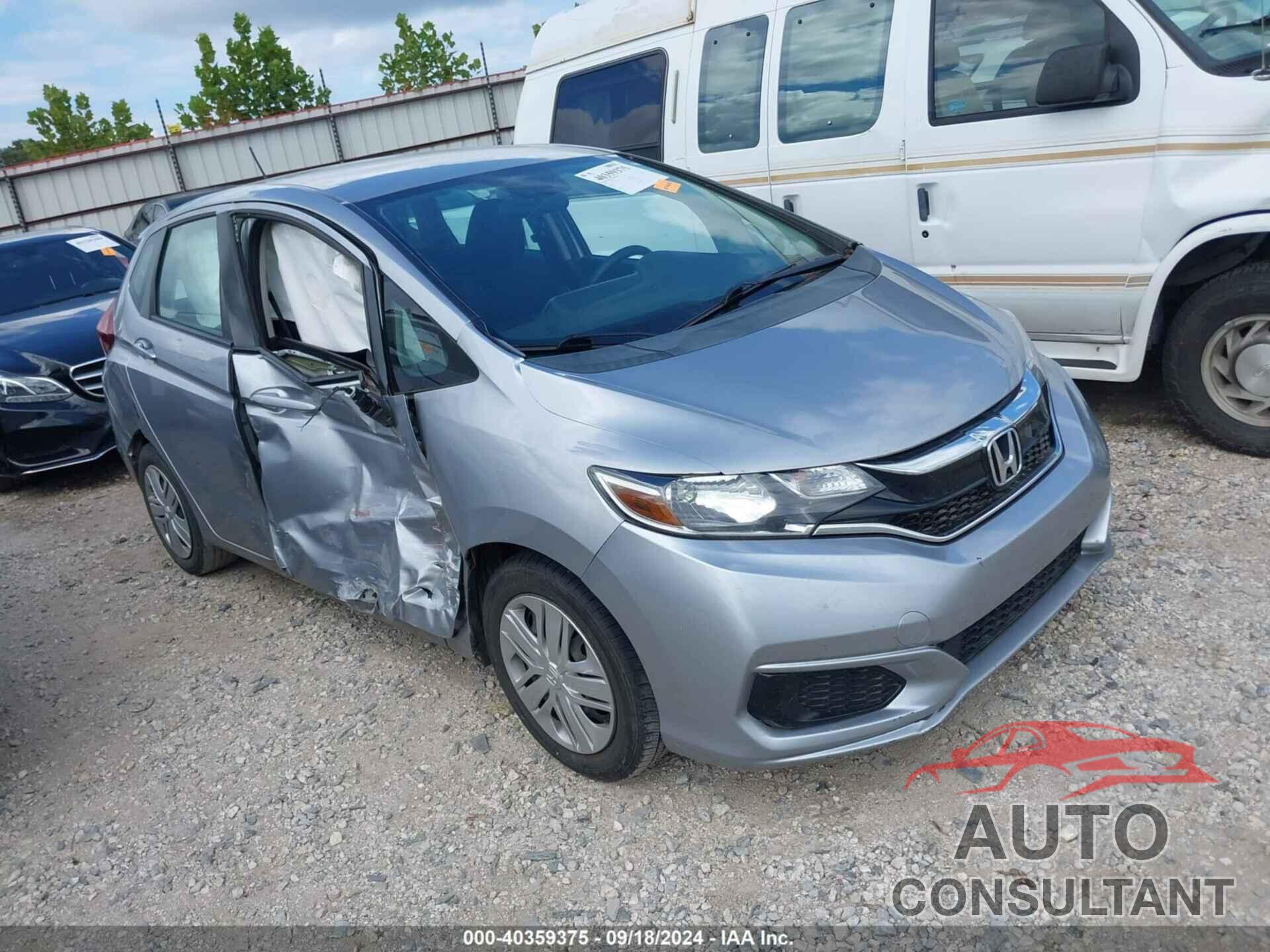 HONDA FIT 2018 - 3HGGK5G40JM719697