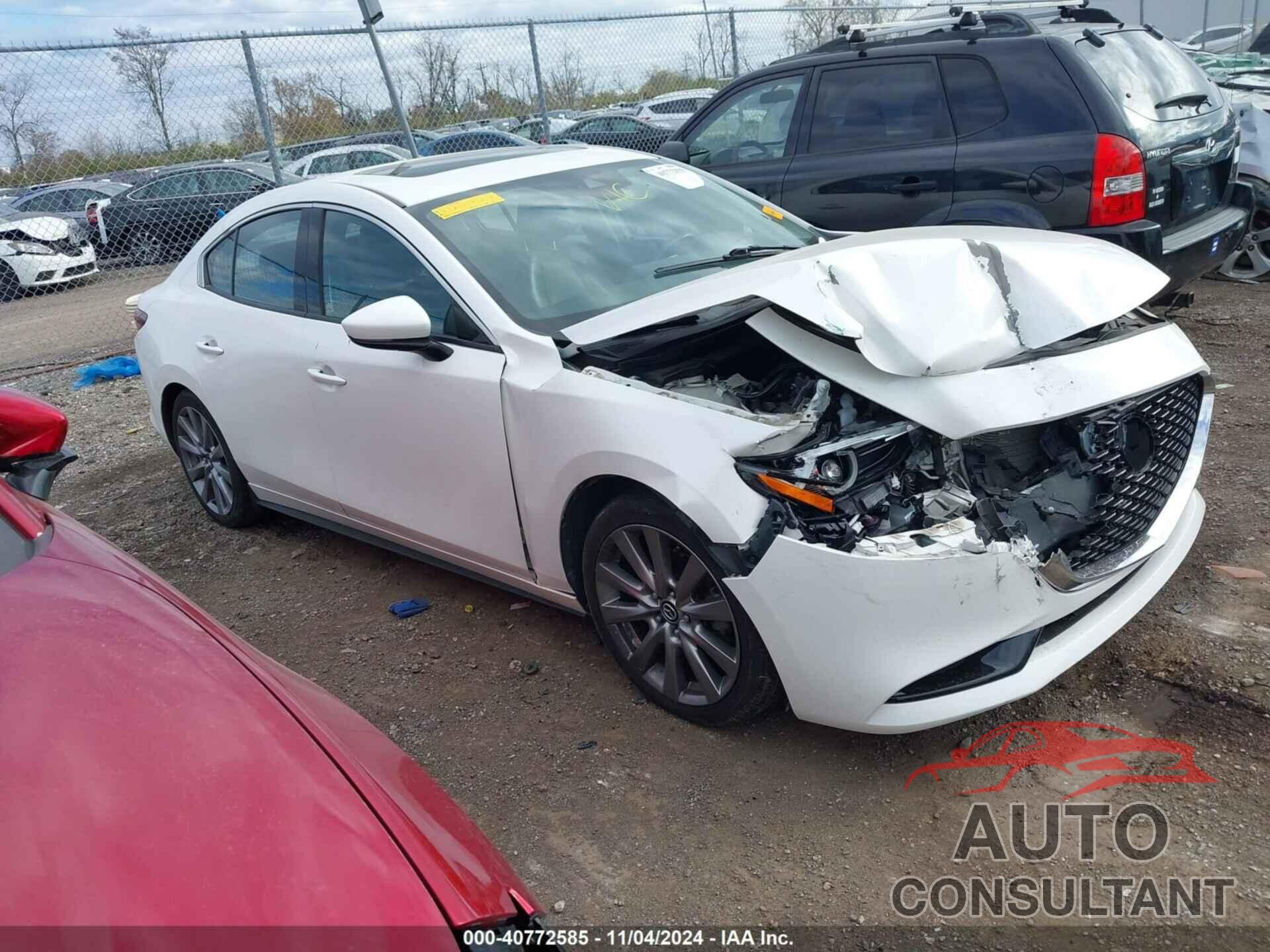 MAZDA MAZDA3 2019 - JM1BPBEMXK1123328