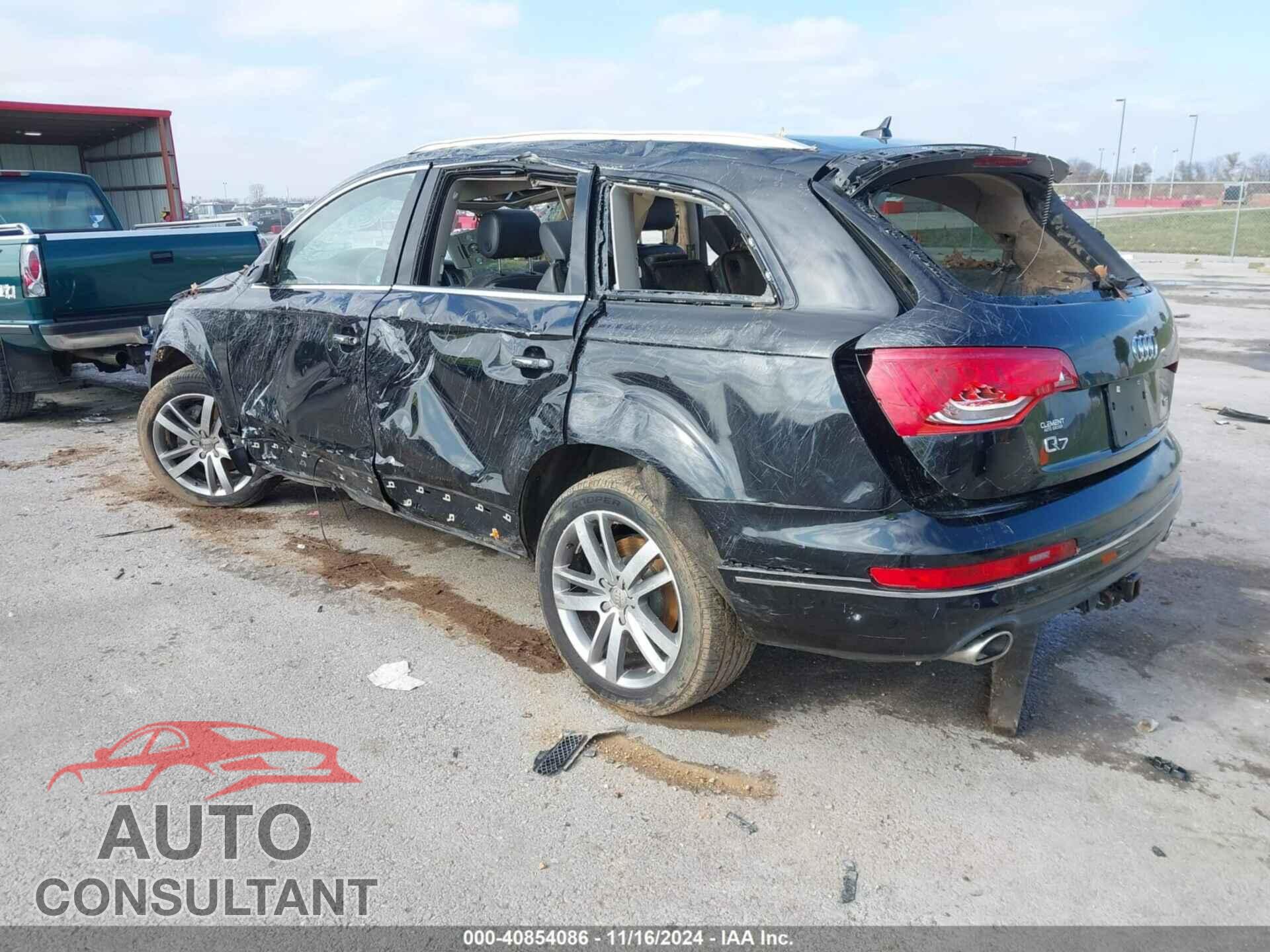 AUDI Q7 2014 - WA1LMAFE9ED018212