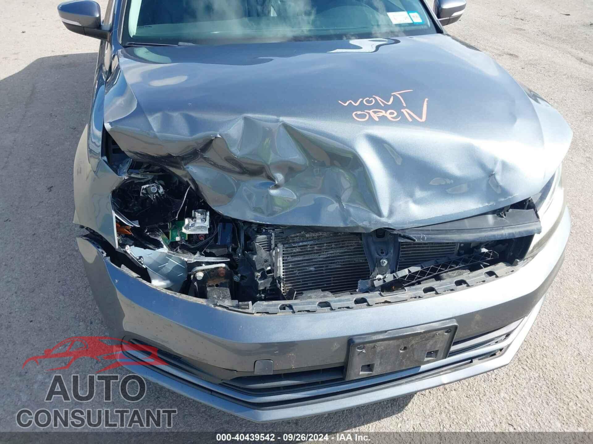 VOLKSWAGEN JETTA 2017 - 3VWB67AJ8HM299072
