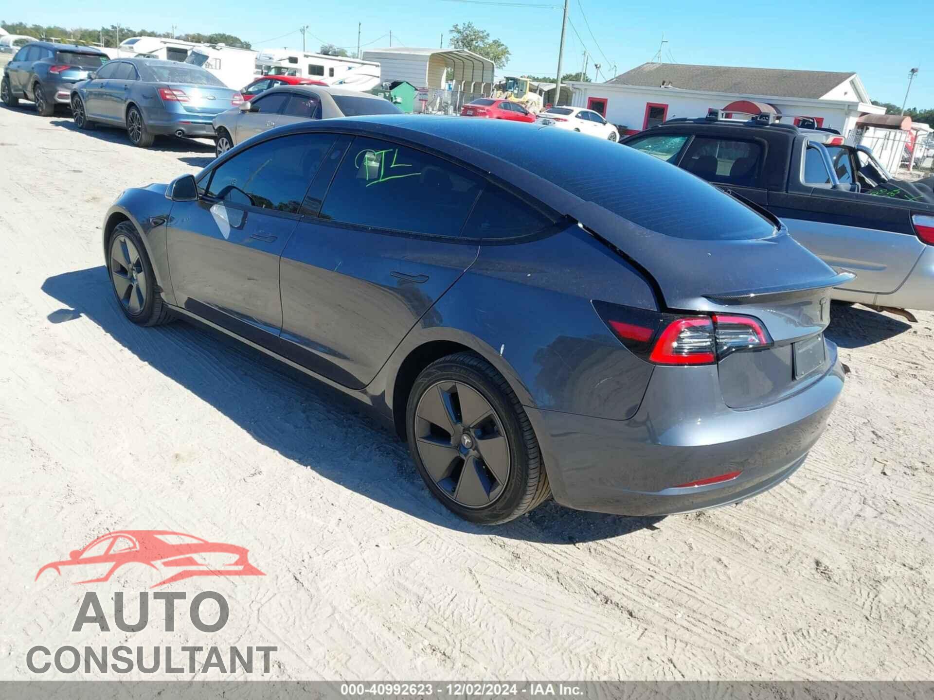 TESLA MODEL 3 2023 - 5YJ3E1EA0PF583087