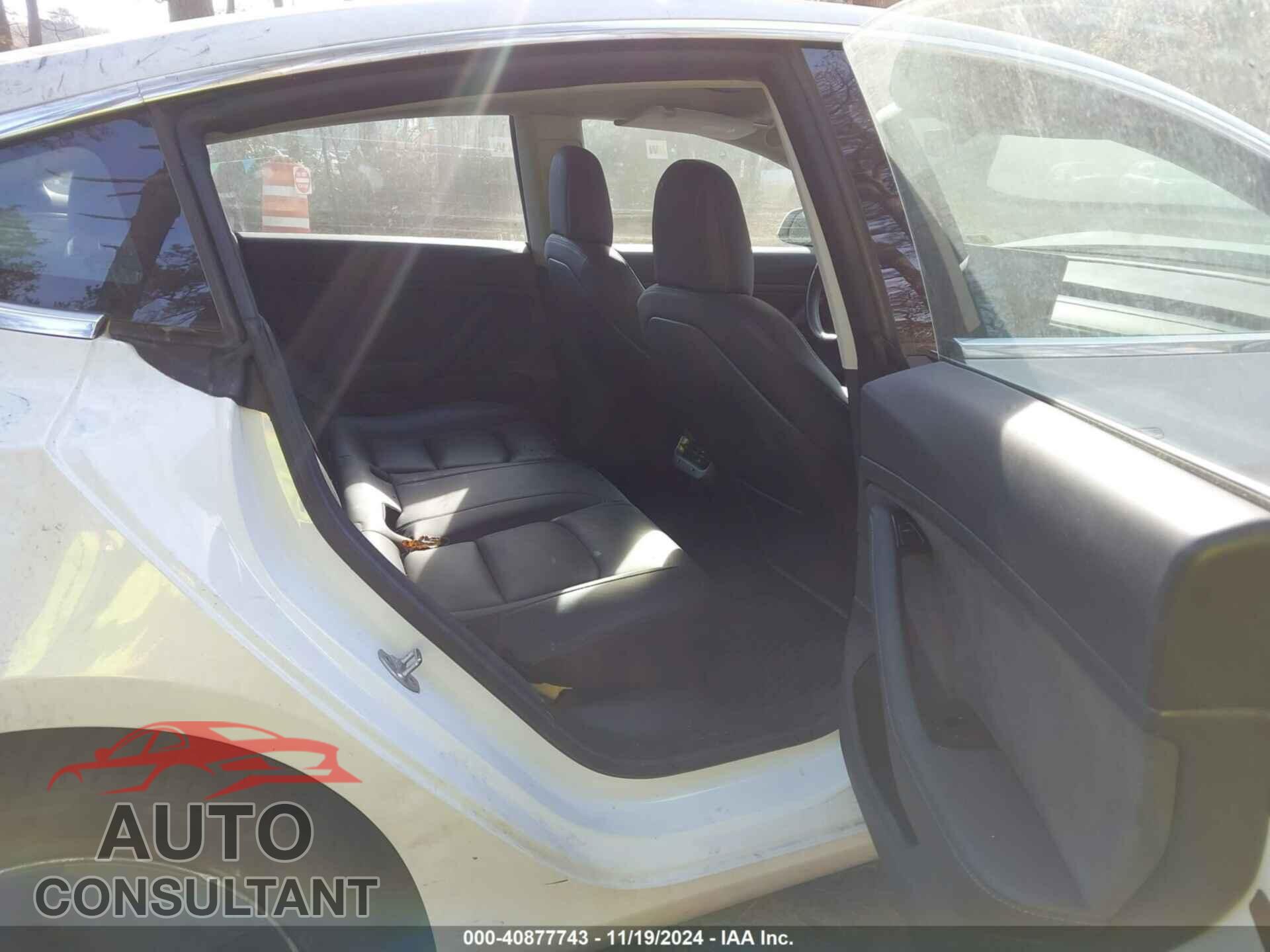 TESLA MODEL 3 2018 - 5YJ3E1EA7JF151636