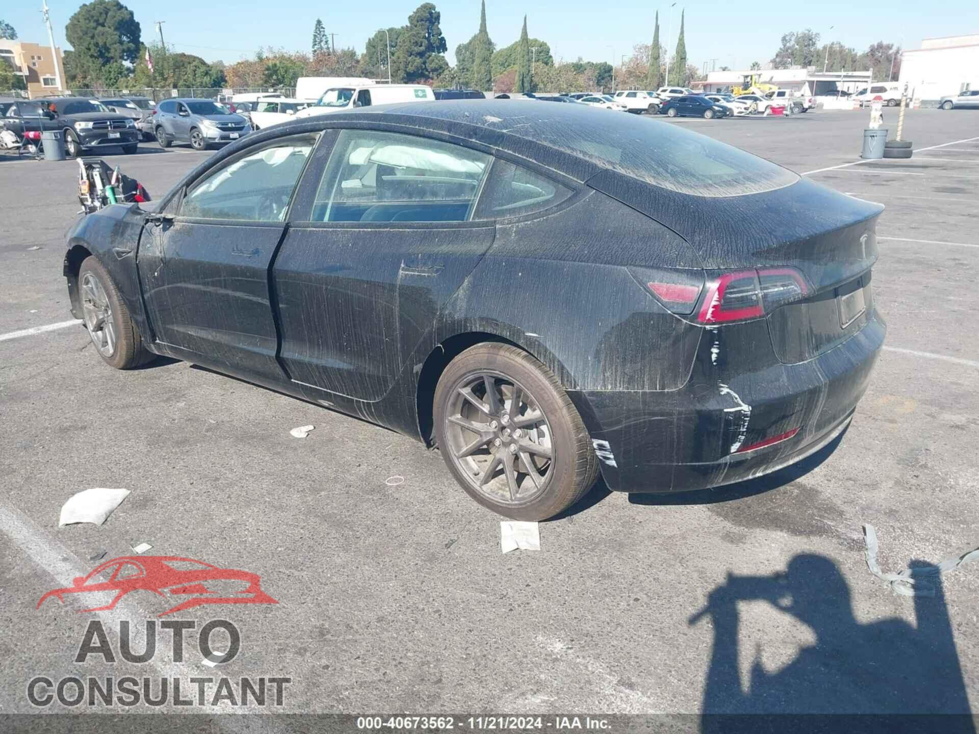 TESLA MODEL 3 2023 - 5YJ3E1EA8PF551004