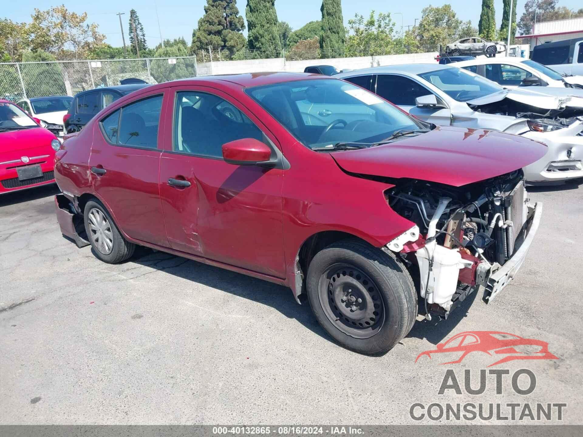 NISSAN VERSA 2019 - 3N1CN7AP3KL820553