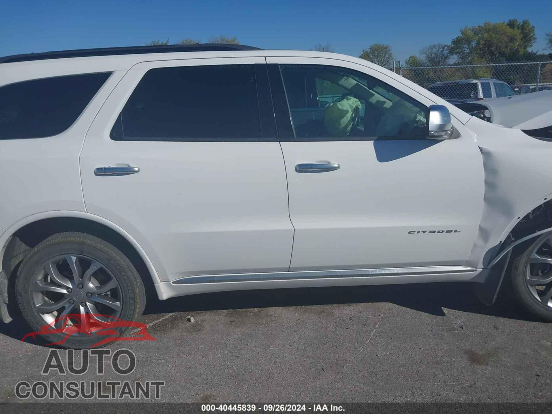 DODGE DURANGO 2017 - 1C4RDJEG6HC677393