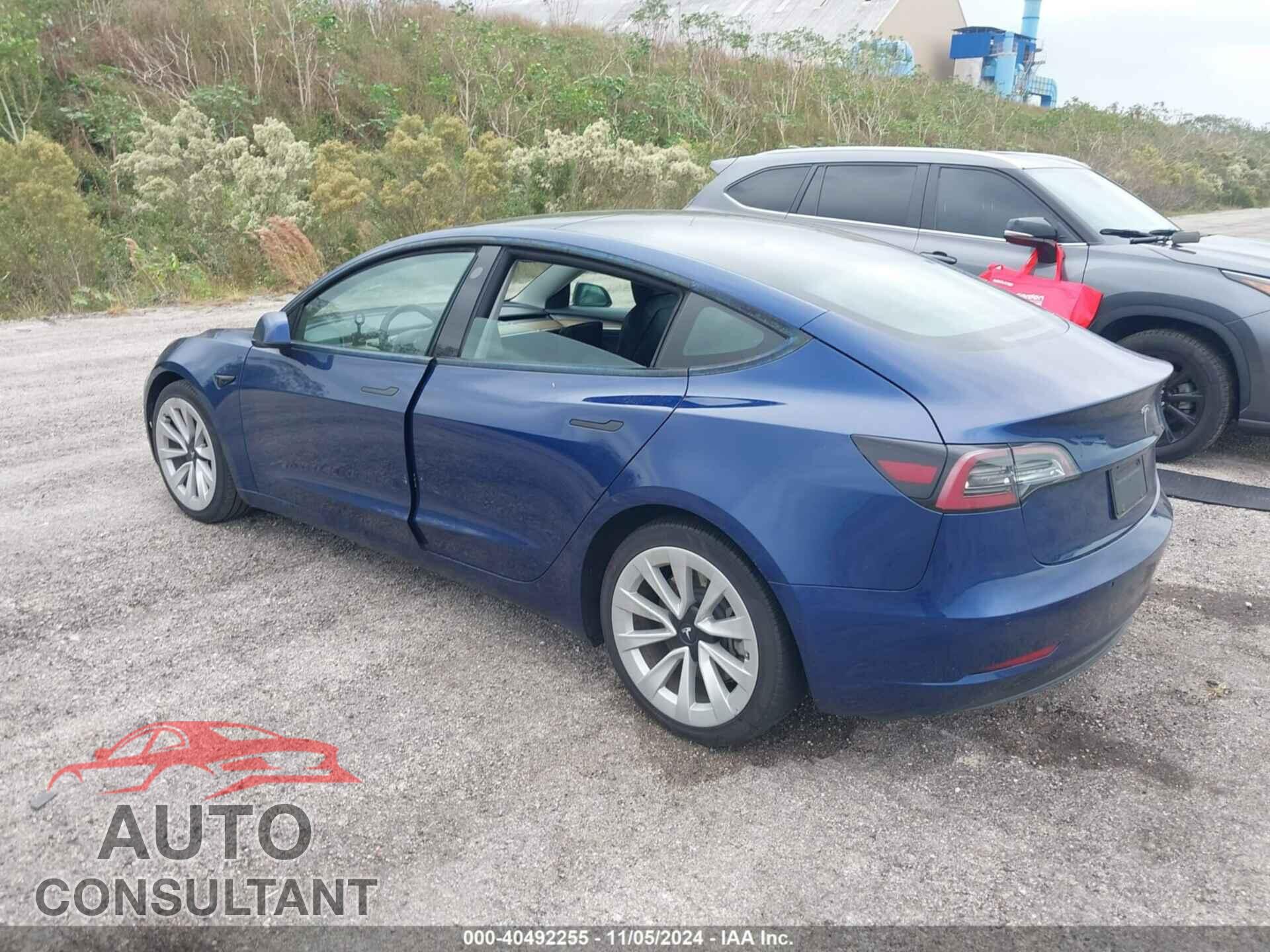 TESLA MODEL 3 2022 - 5YJ3E1EA8NF192153