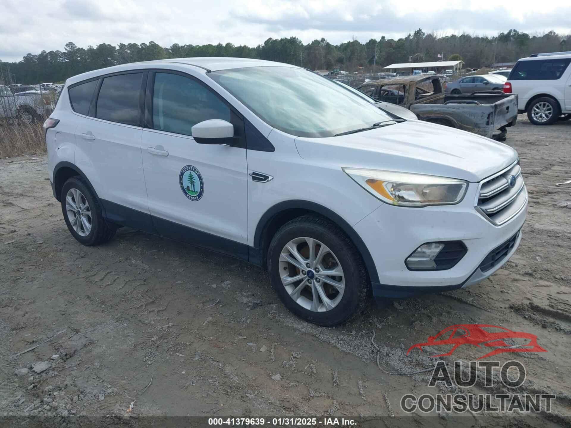 FORD ESCAPE 2017 - 1FMCU9GD9HUD92202
