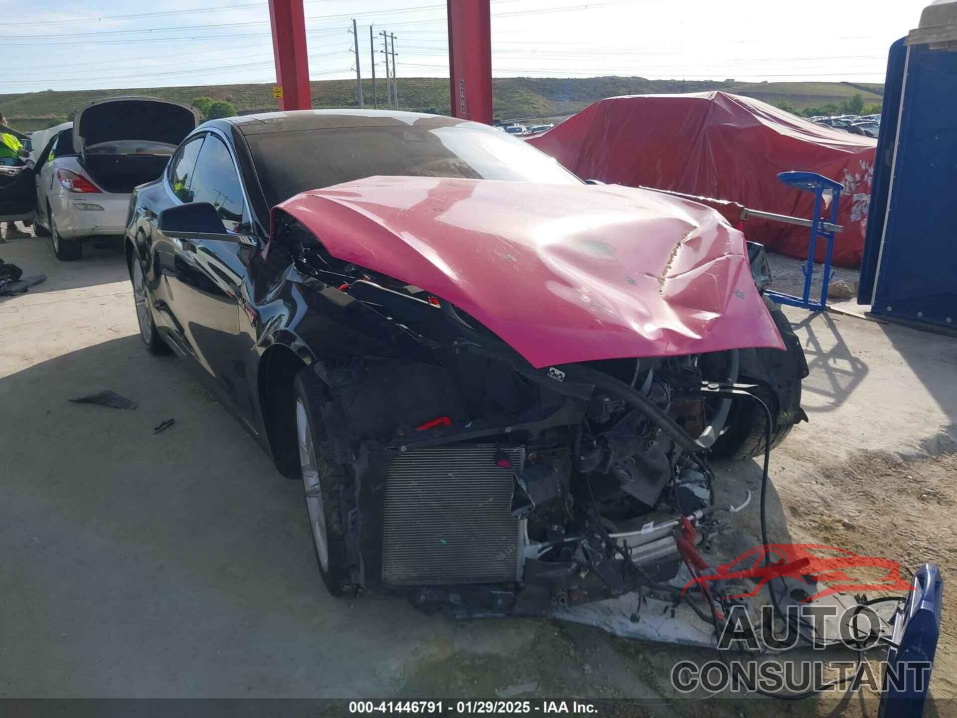 TESLA MODEL S 2015 - 5YJSA1H20FFP78519