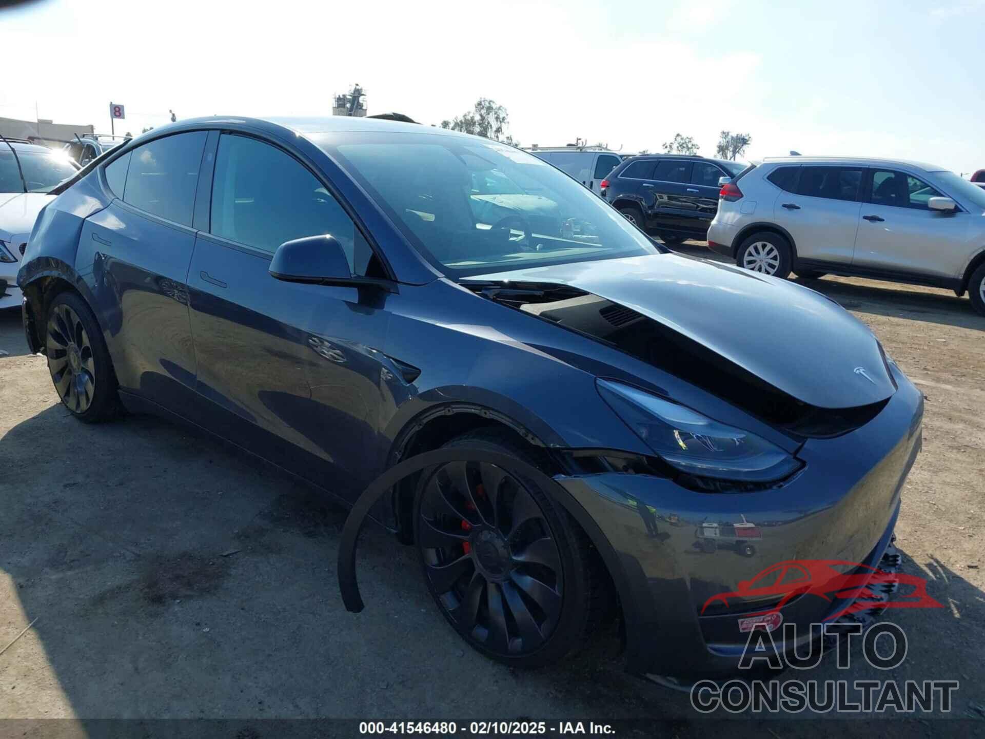 TESLA MODEL Y 2023 - 7SAYGDEF5PF823122