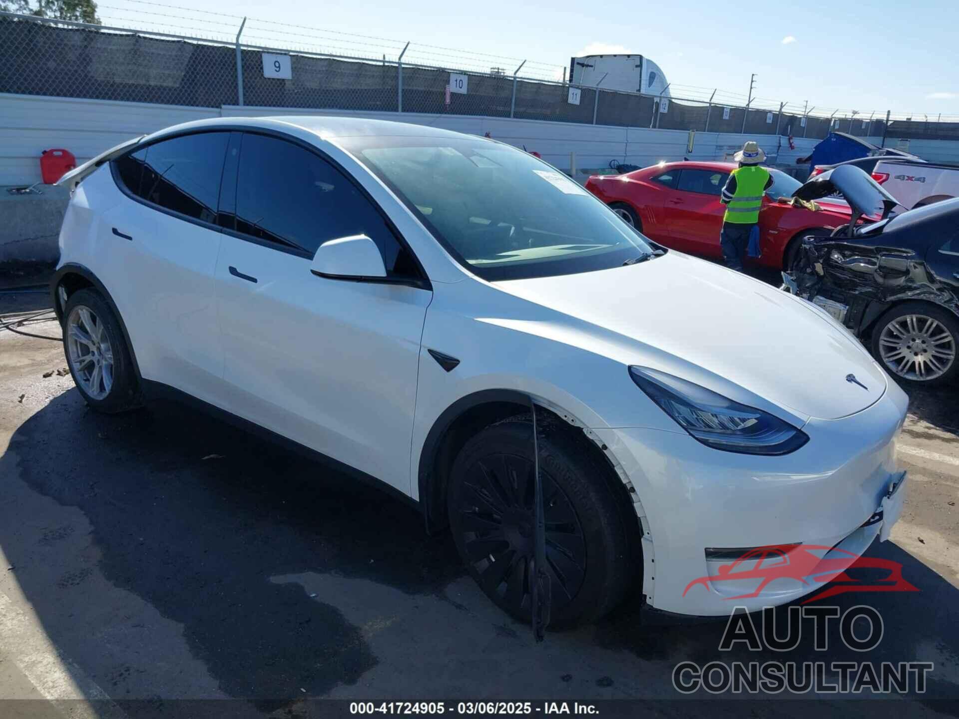 TESLA MODEL Y 2023 - 7SAYGDEE1PA052047