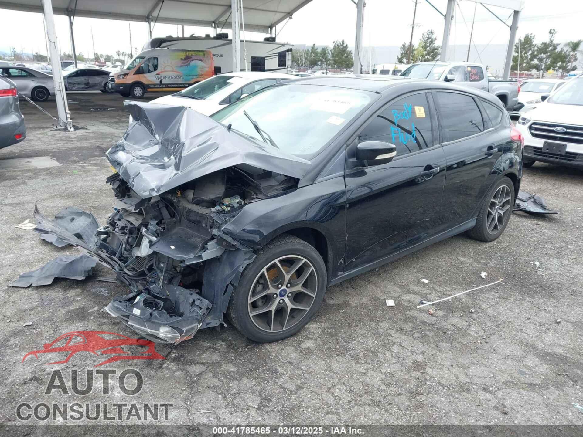 FORD FOCUS 2018 - 1FADP3M2XJL297813