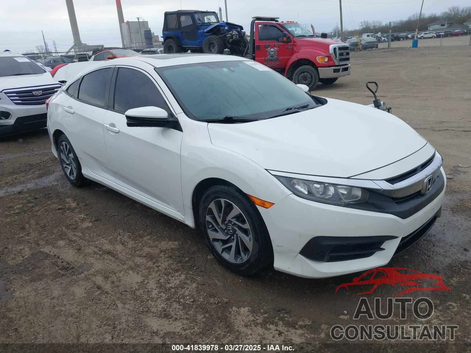 HONDA CIVIC 2018 - 19XFC2F78JE038859