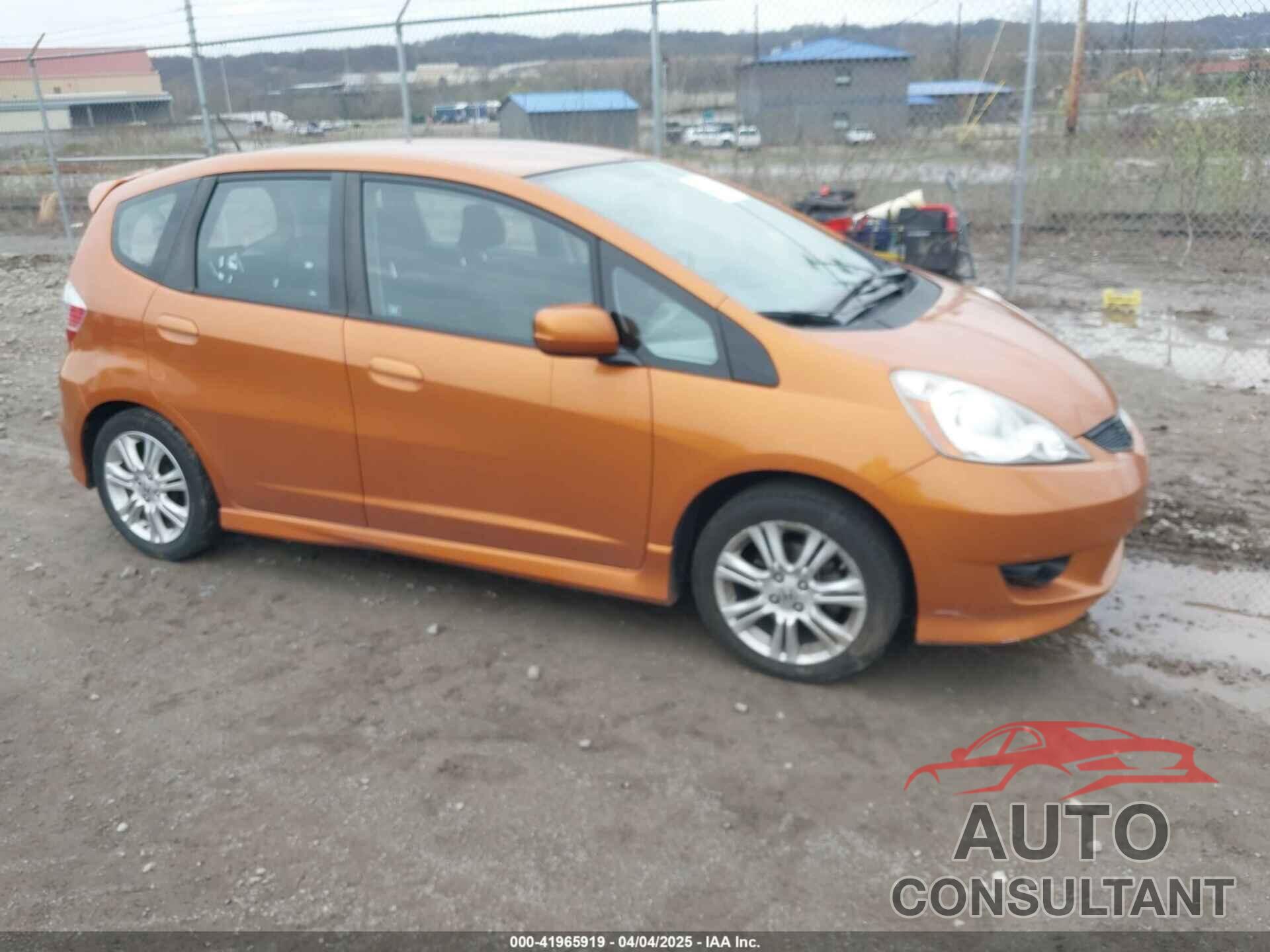 HONDA FIT 2010 - JHMGE8H42AC016477