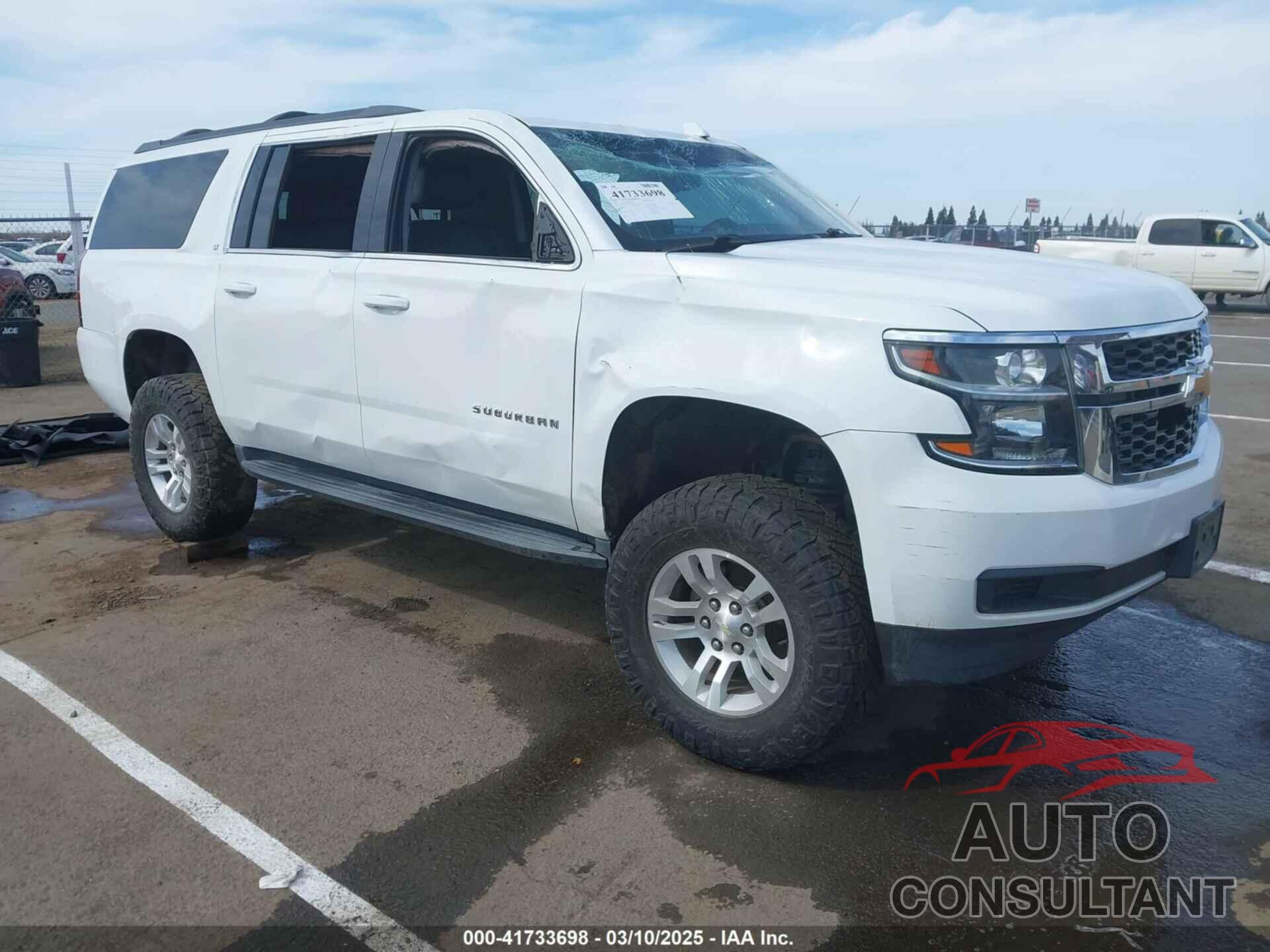 CHEVROLET SUBURBAN 2017 - 1GNSKHKC3HR165743