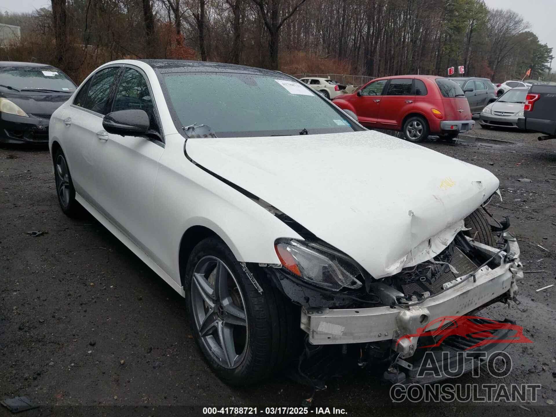 MERCEDES-BENZ E 300 2019 - WDDZF4KBXKA514520