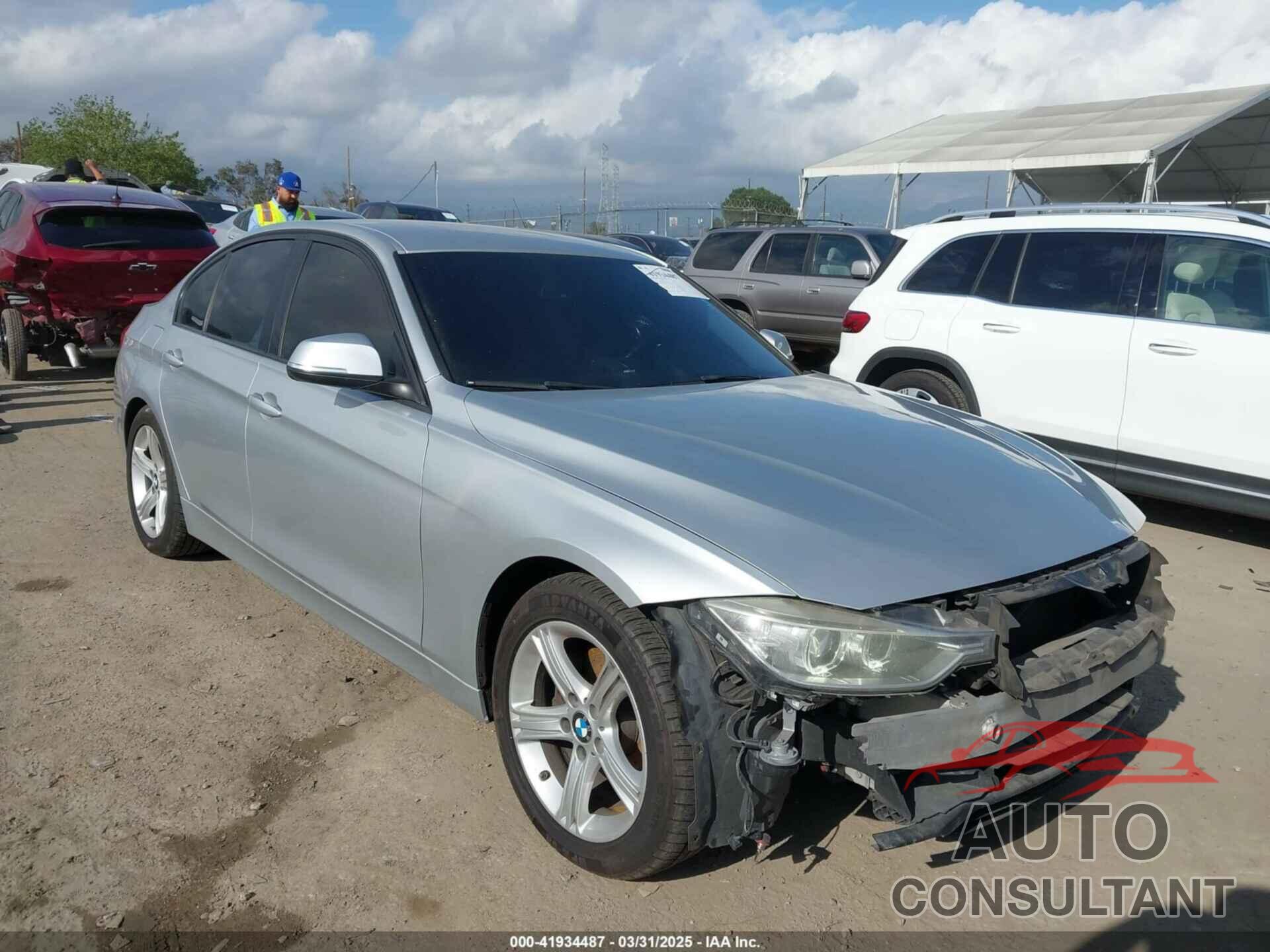 BMW 328I 2014 - WBA3C1C50EK106412