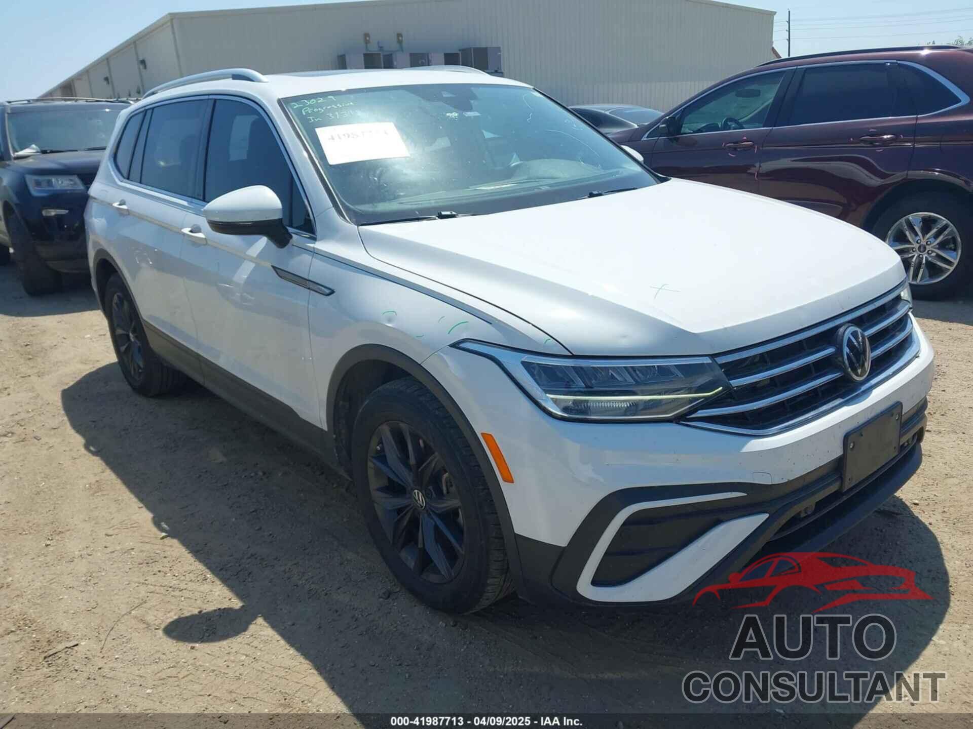 VOLKSWAGEN TIGUAN 2022 - 3VV3B7AX7NM032705