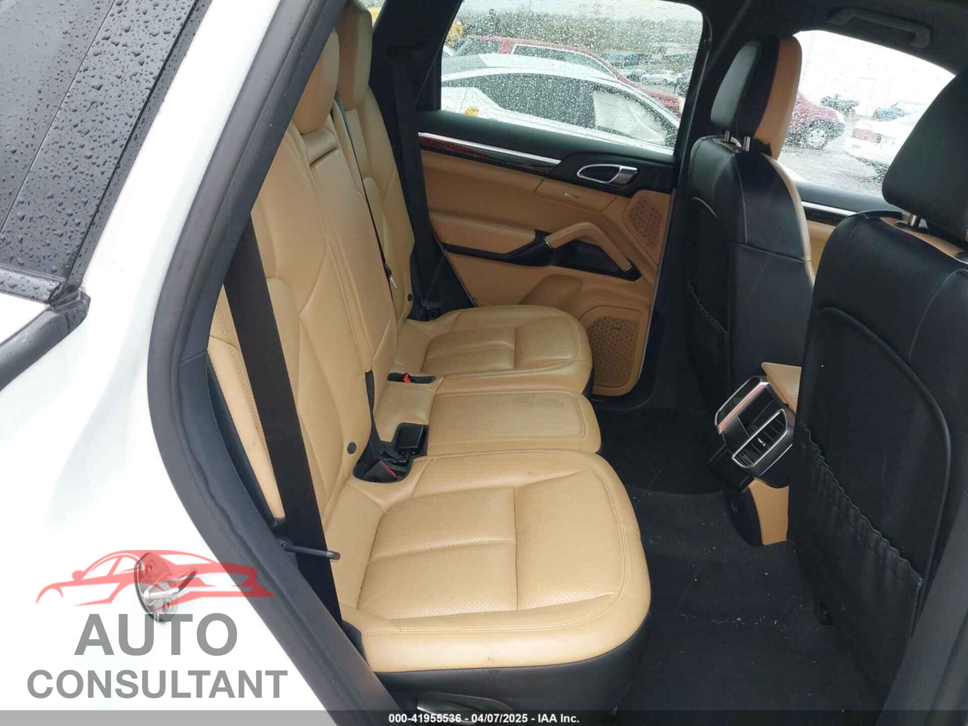 PORSCHE CAYENNE 2018 - WP1AA2A23JKA06540