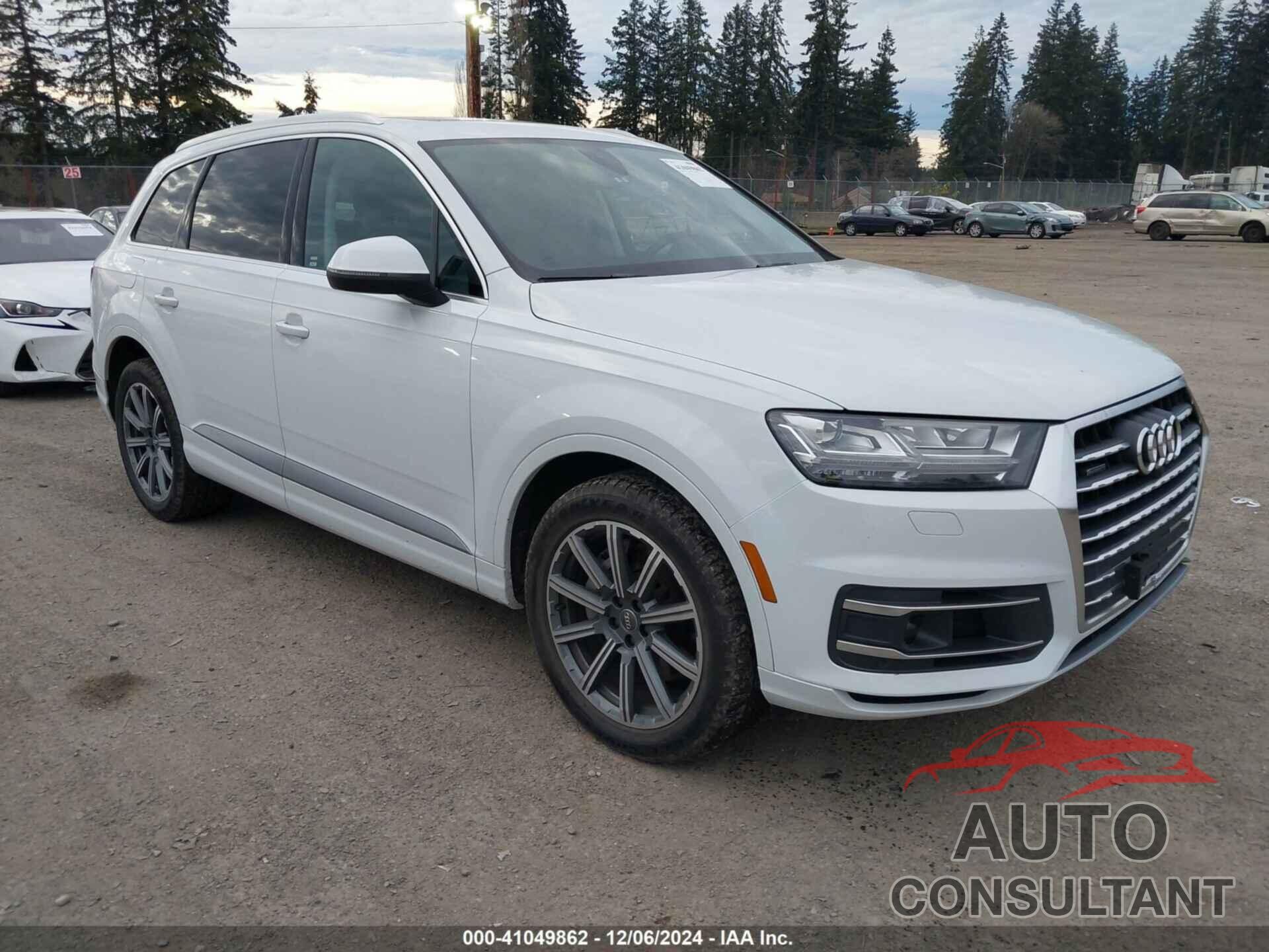 AUDI Q7 2018 - WA1VAAF76JD018617