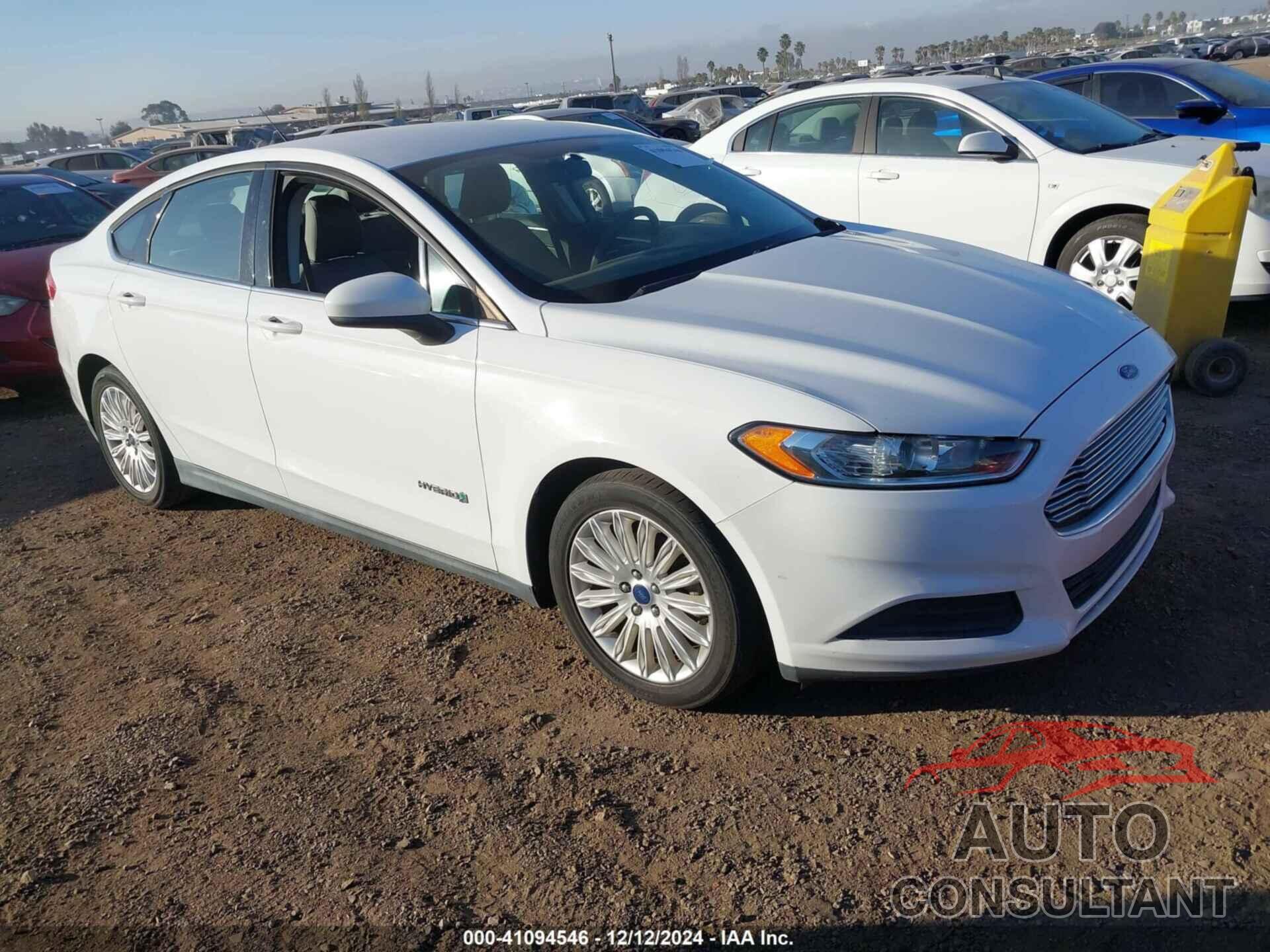 FORD FUSION HYBRID 2015 - 3FA6P0UU2FR283244