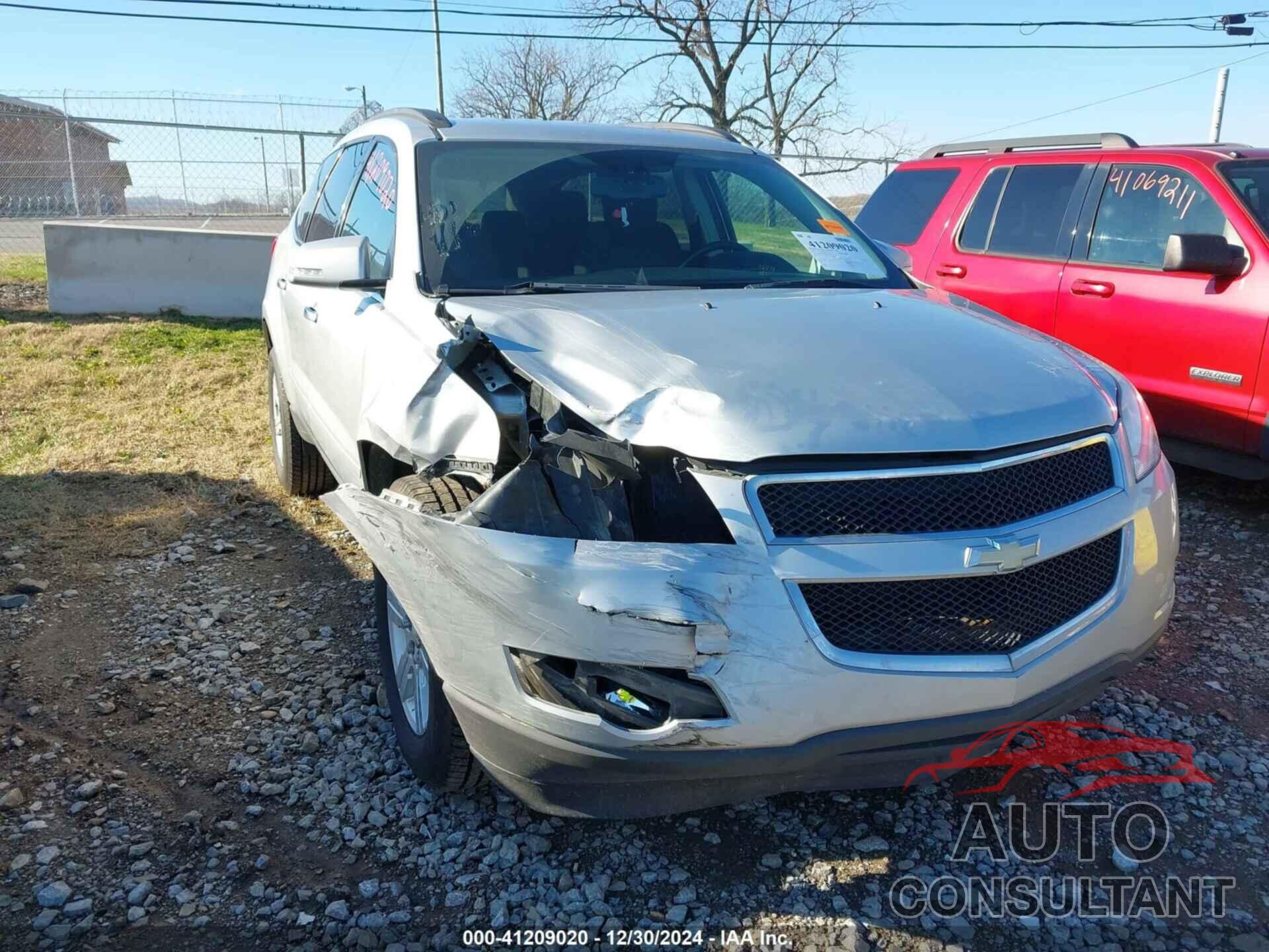 CHEVROLET TRAVERSE 2011 - 1GNKRGED1BJ255070