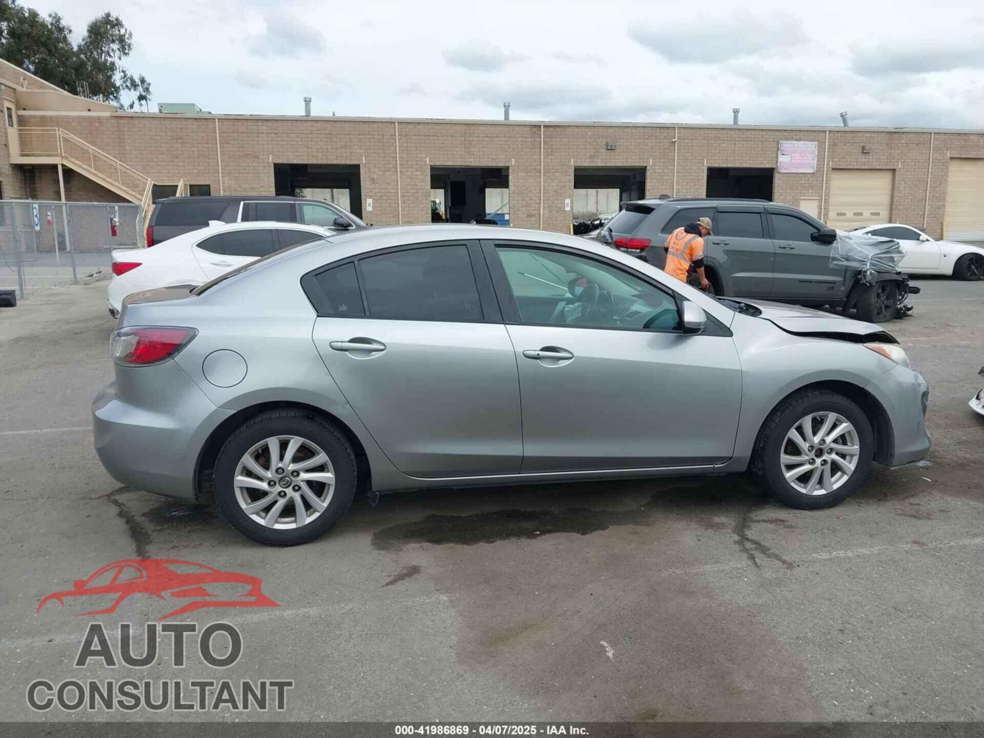 MAZDA MAZDA3 2013 - JM1BL1WP0D1790992