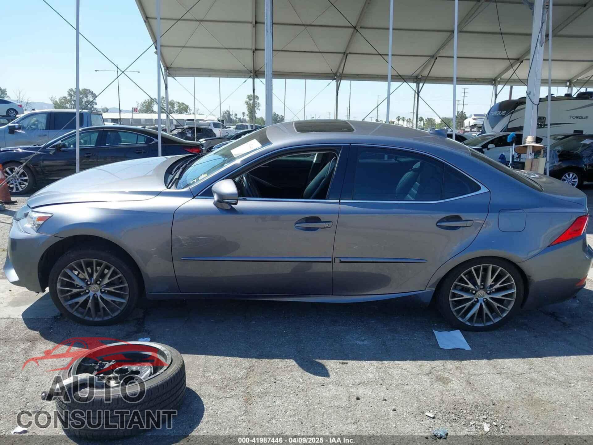 LEXUS IS 250 2014 - JTHCF1D24E5000945