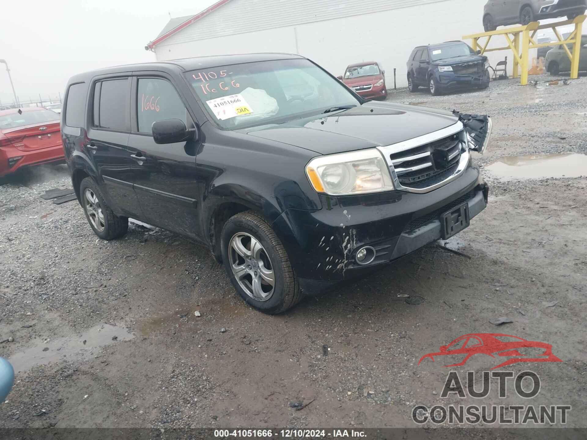 HONDA PILOT 2015 - 5FNYF4H68FB007841