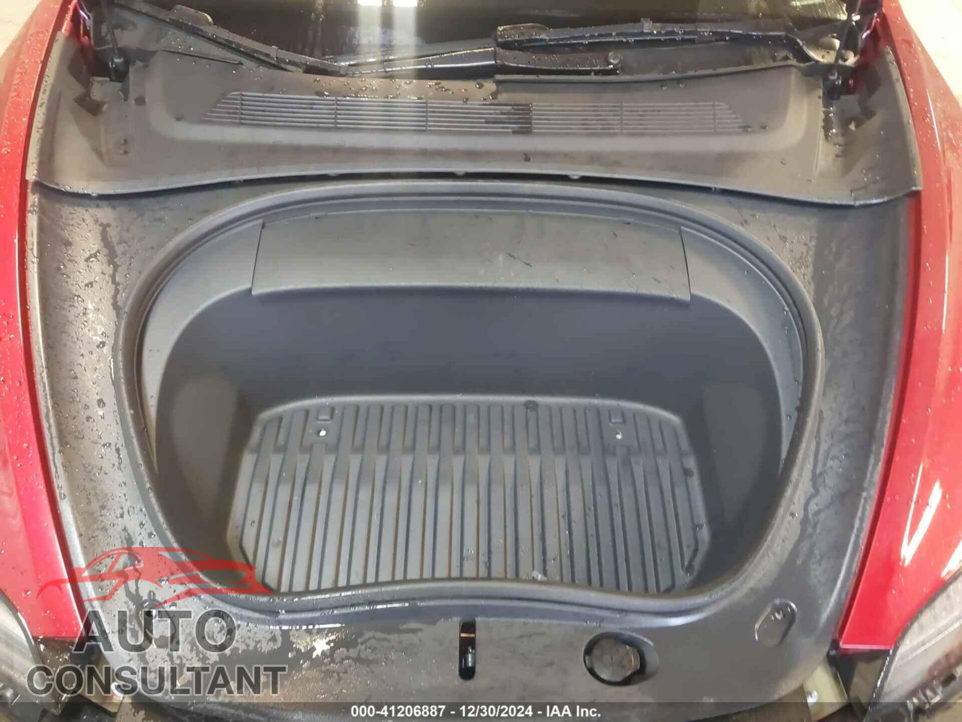 TESLA MODEL 3 2024 - 5YJ3E1EB4RF766231