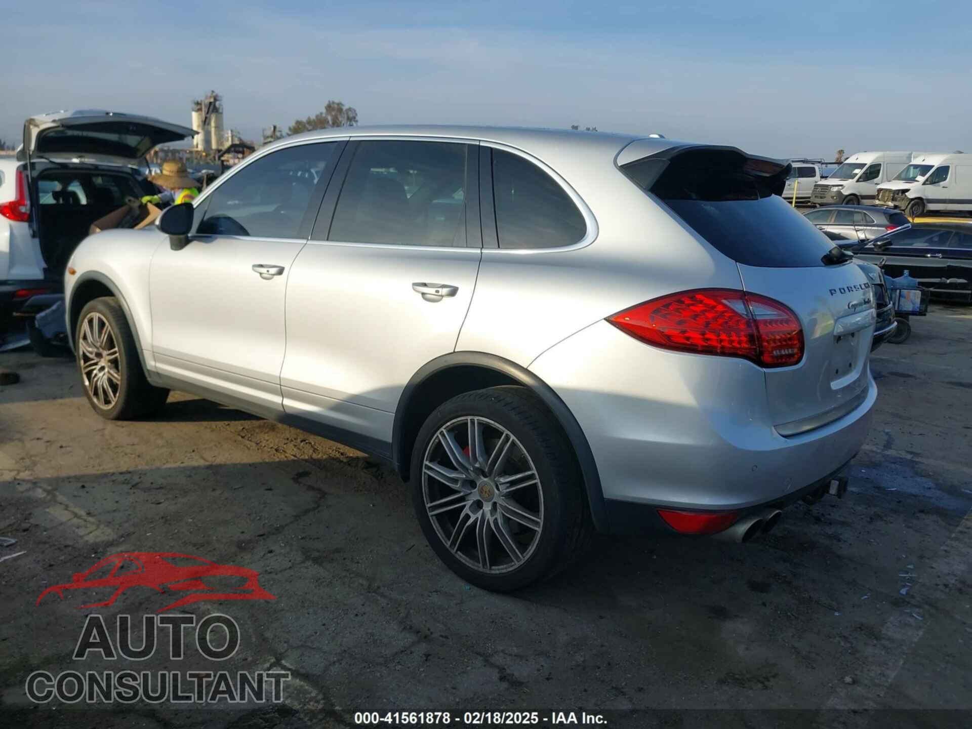 PORSCHE CAYENNE 2011 - WP1AC2A28BLA81434