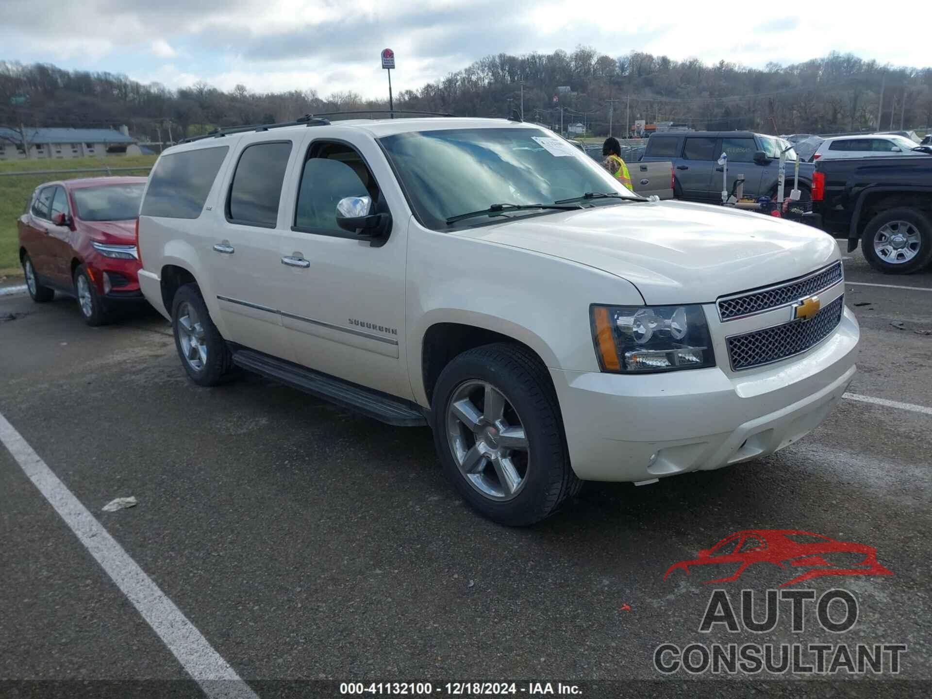 CHEVROLET SUBURBAN 1500 2014 - 1GNSKKE75ER134680