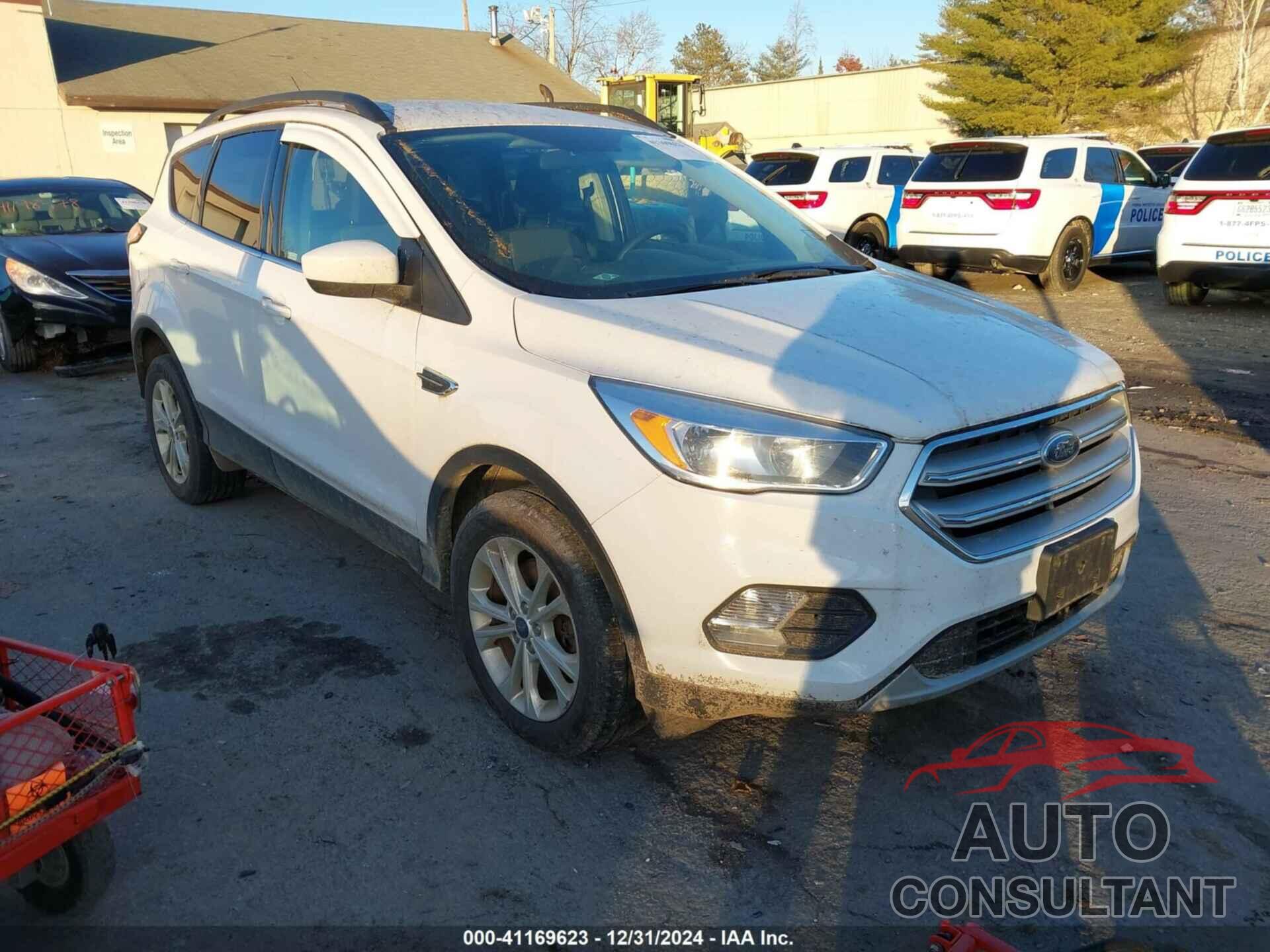 FORD ESCAPE 2018 - 1FMCU9GD0JUB00992