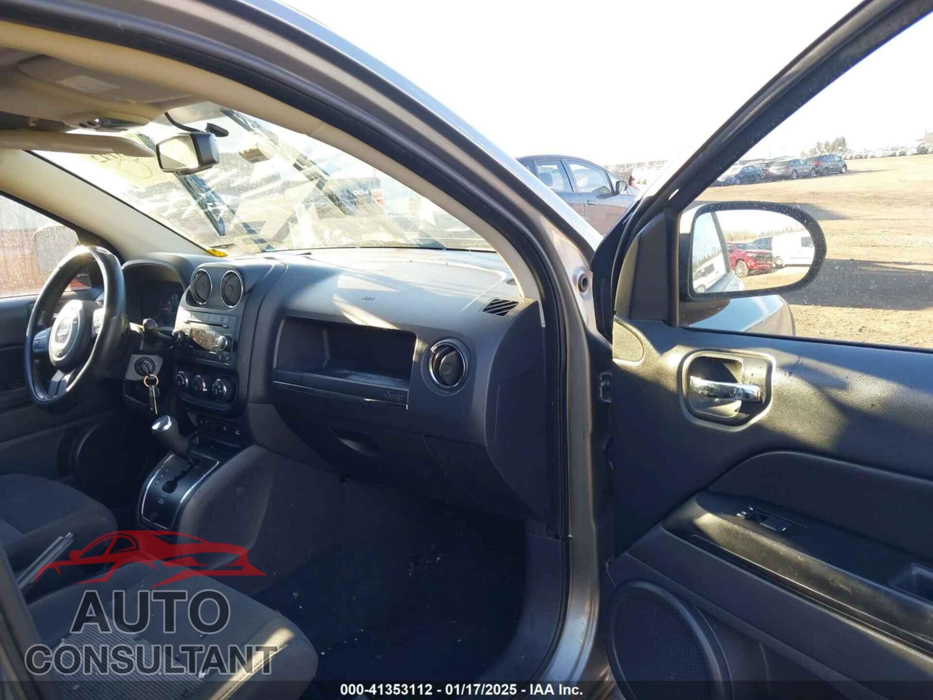 JEEP COMPASS 2011 - 1J4NF1FB4BD259499