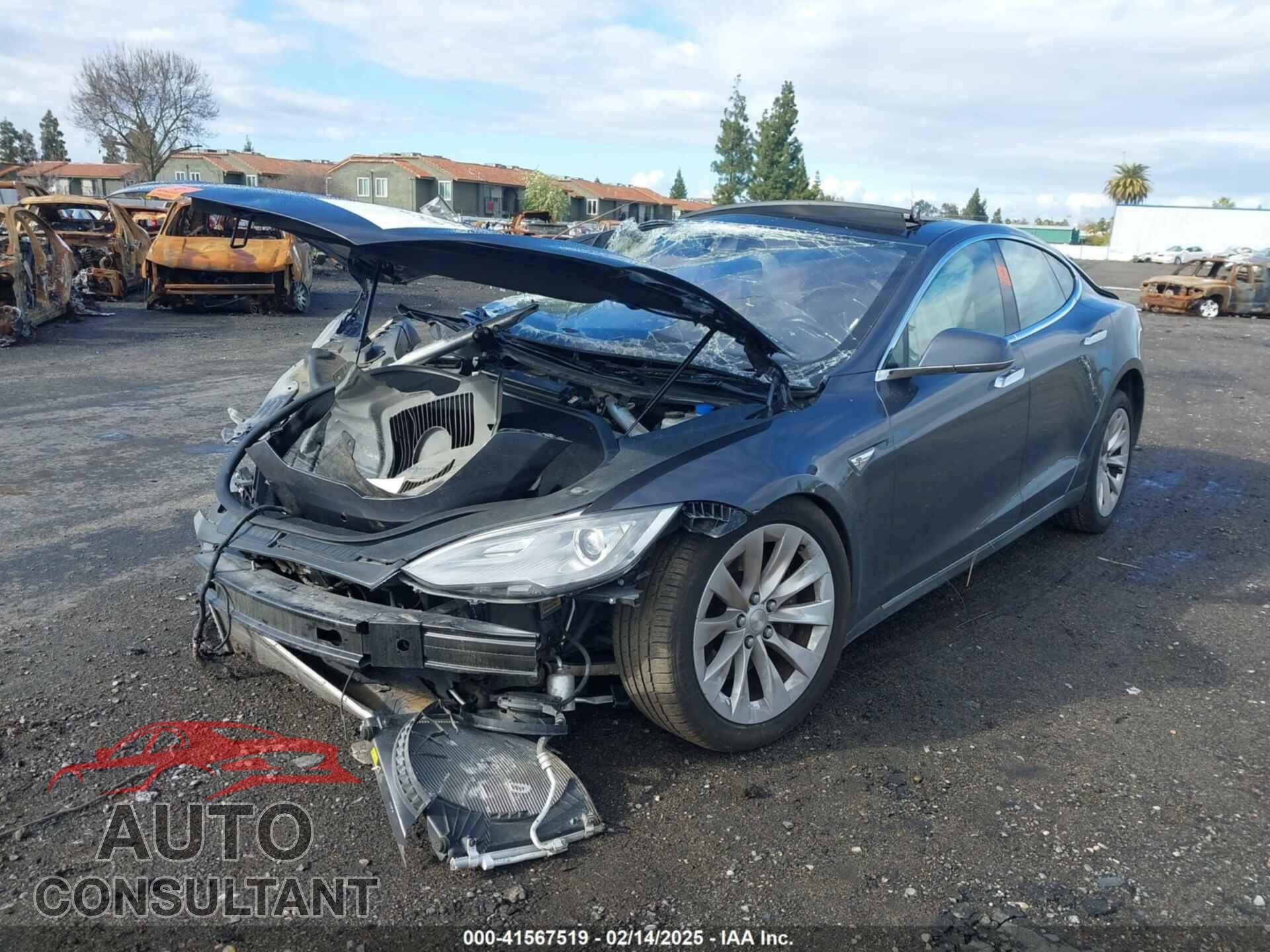 TESLA MODEL S 2016 - 5YJSA1E28GF132795