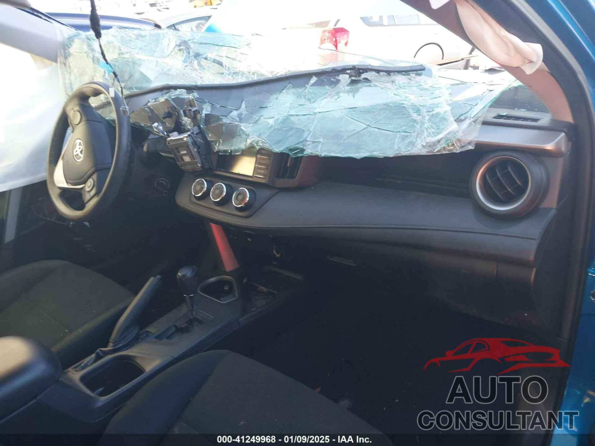TOYOTA RAV4 2018 - 2T3ZFREV7JW439496