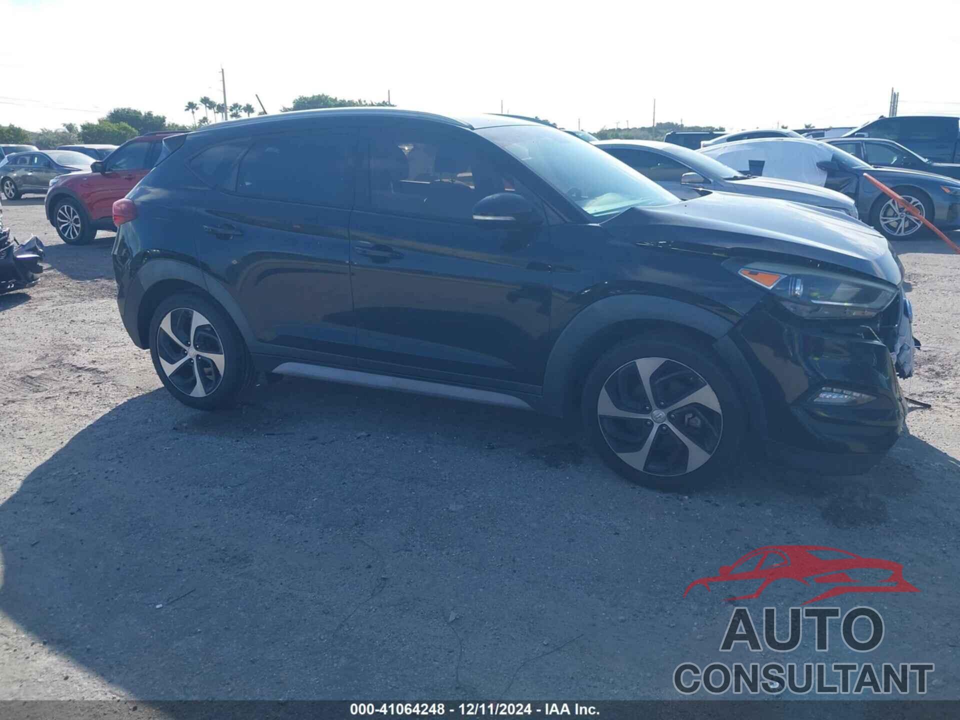 HYUNDAI TUCSON 2017 - KM8J33A2XHU447576