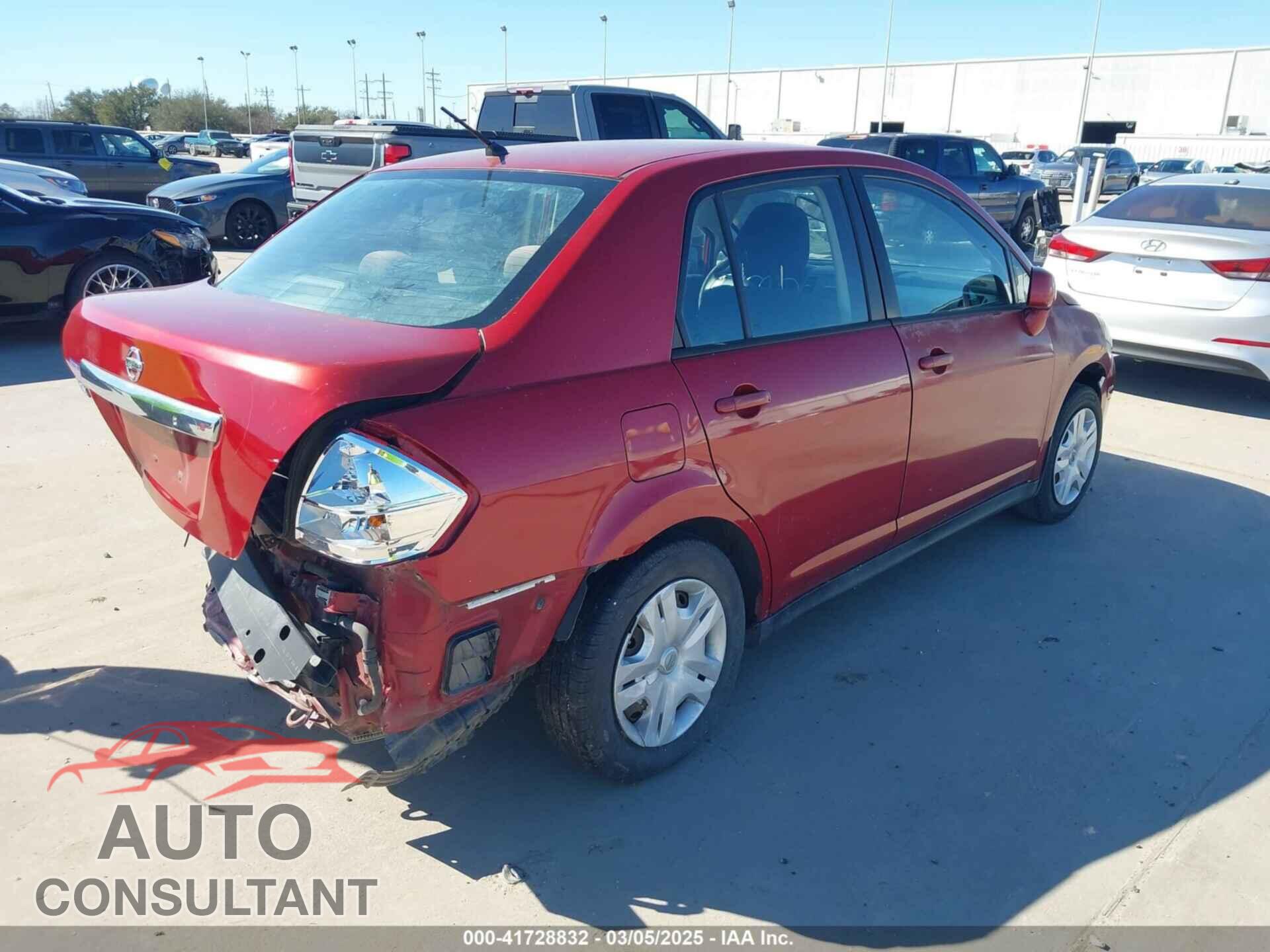 NISSAN VERSA 2011 - 3N1BC1AP1BL410106