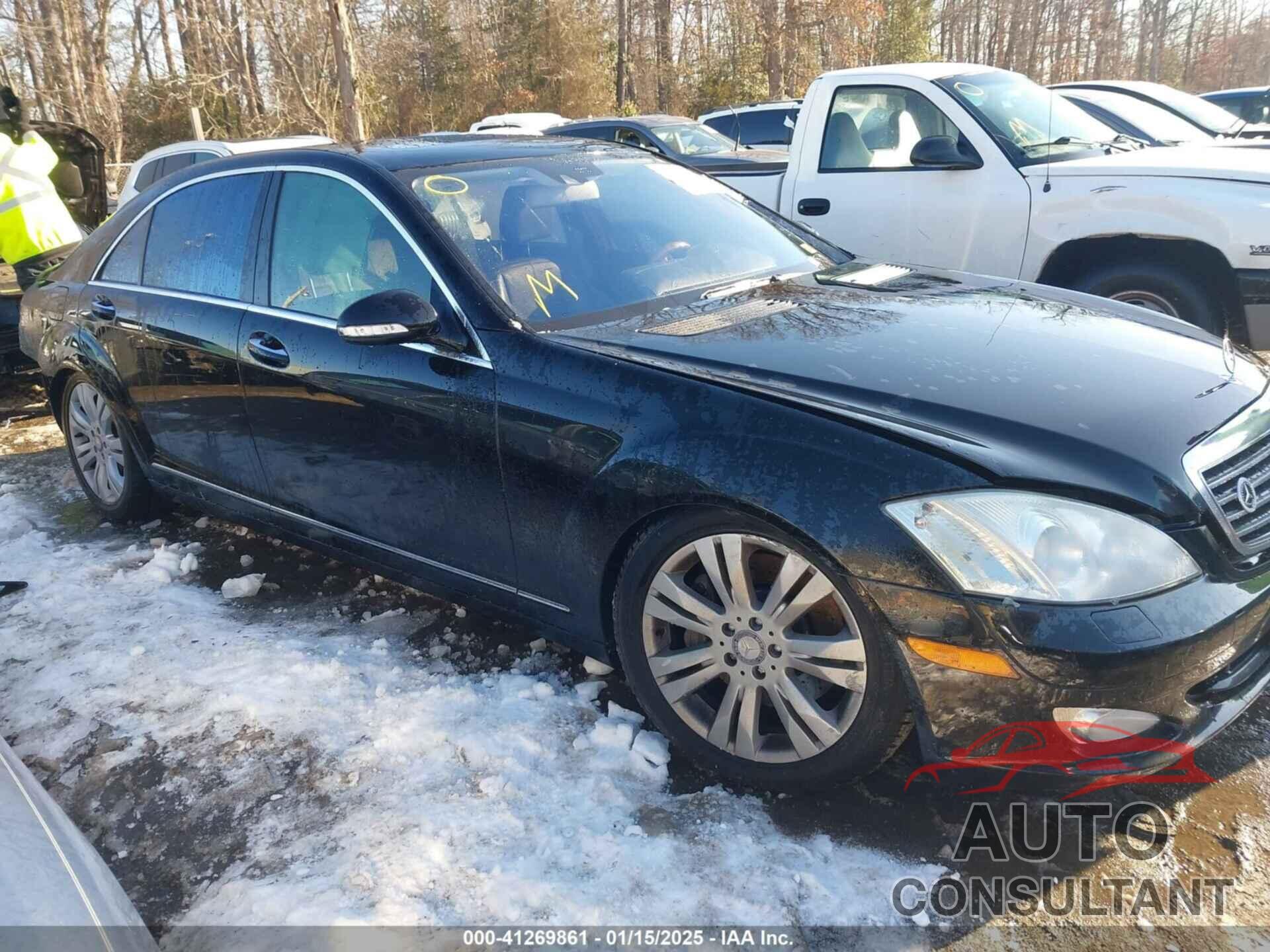 MERCEDES-BENZ S 550 2009 - WDDNG86X79A239188