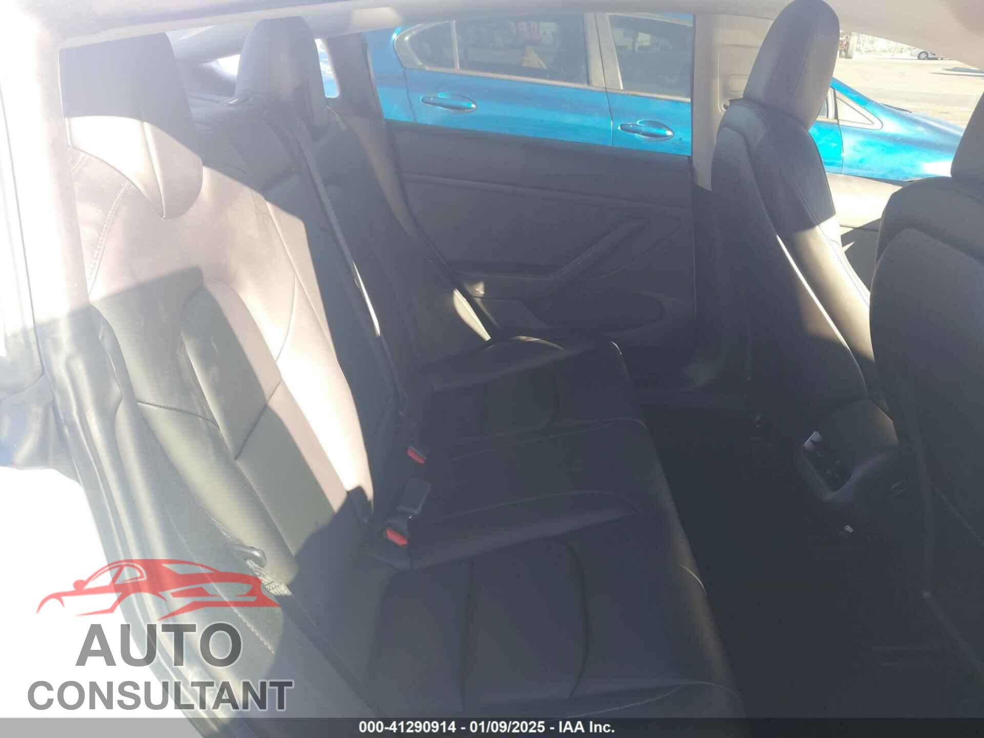 TESLA MODEL 3 2021 - 5YJ3E1EB0MF010078