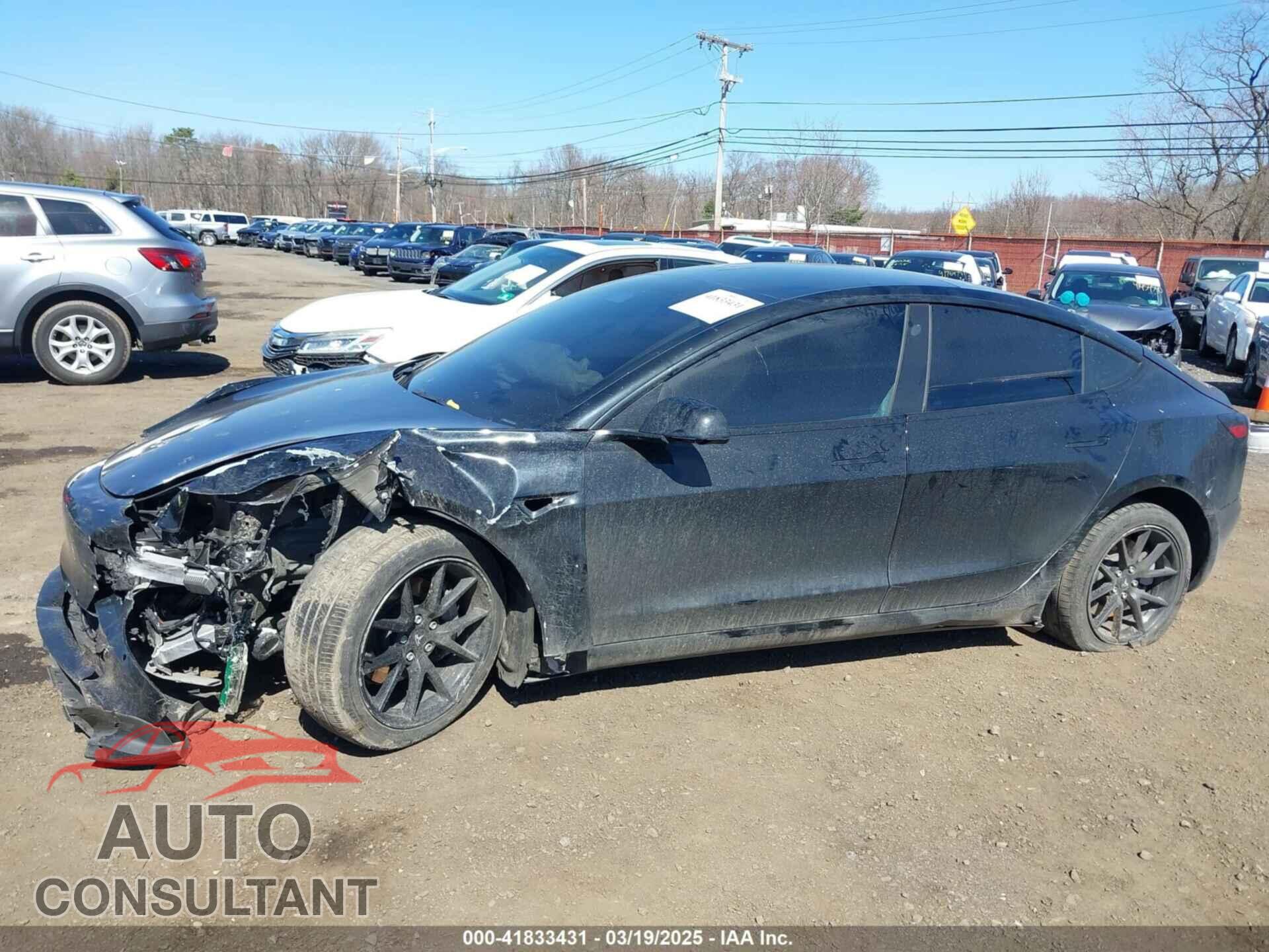 TESLA MODEL 3 2022 - 5YJ3E1EA0NF190056