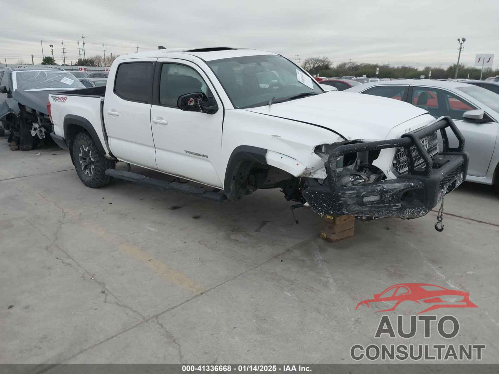 TOYOTA TACOMA 2017 - 5TFCZ5AN3HX109338